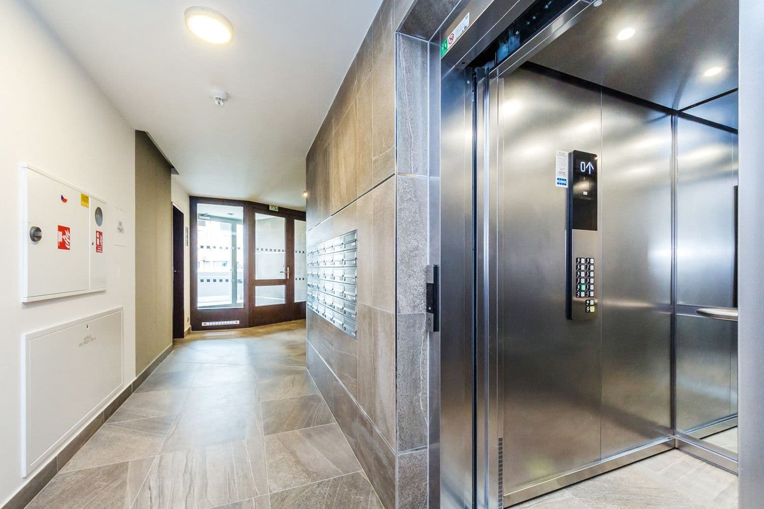 flat to rent, 30 m², V Háji, Prague, Prague