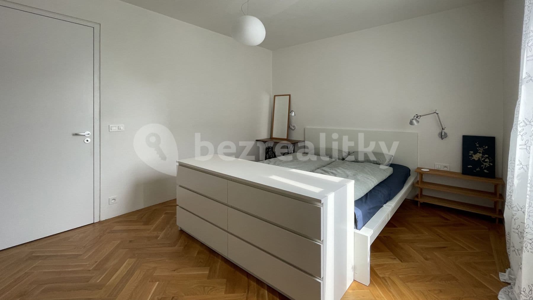 flat to rent, 45 m², Pod dvorem, Prague, Prague