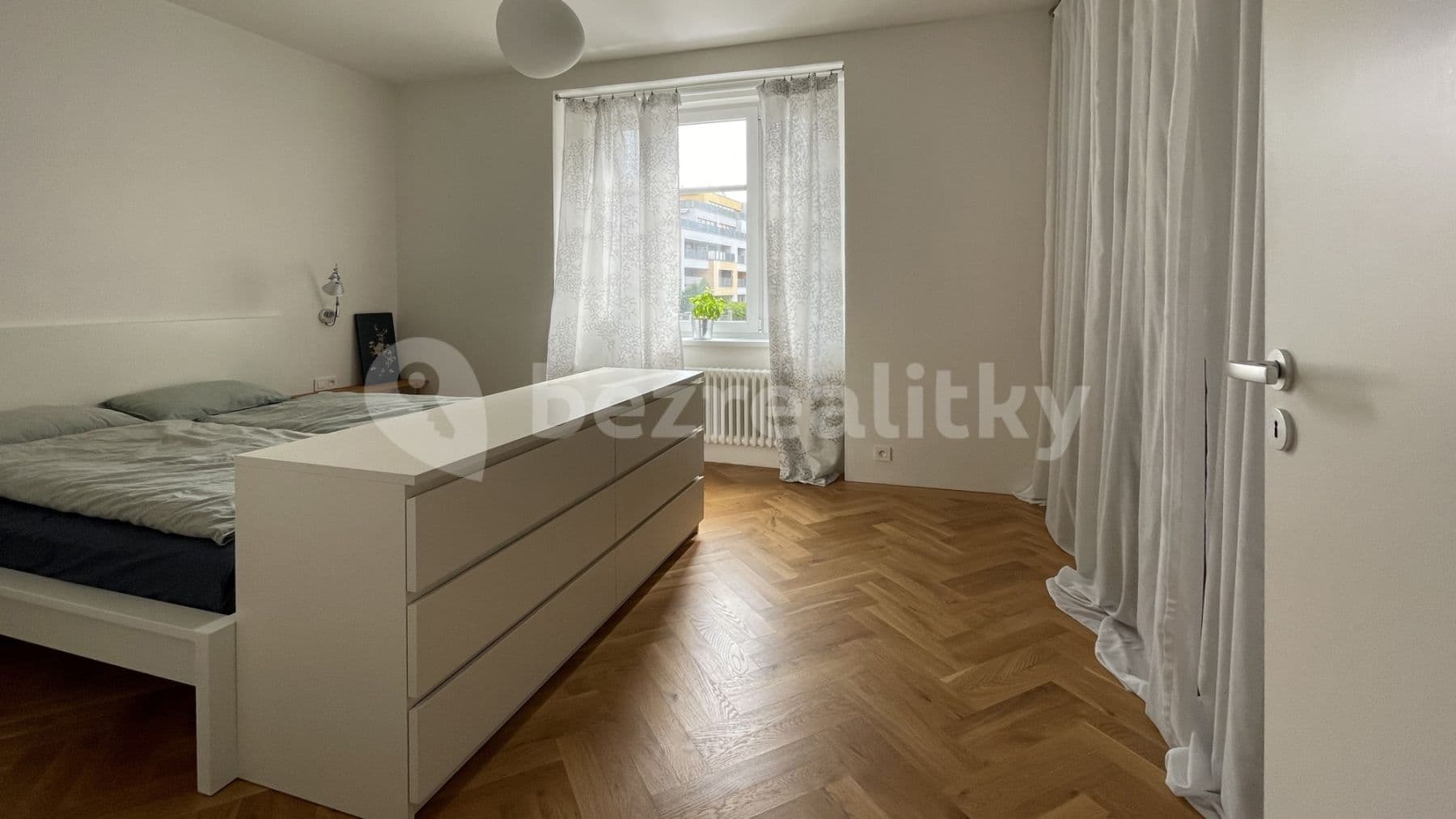 flat to rent, 45 m², Pod dvorem, Prague, Prague