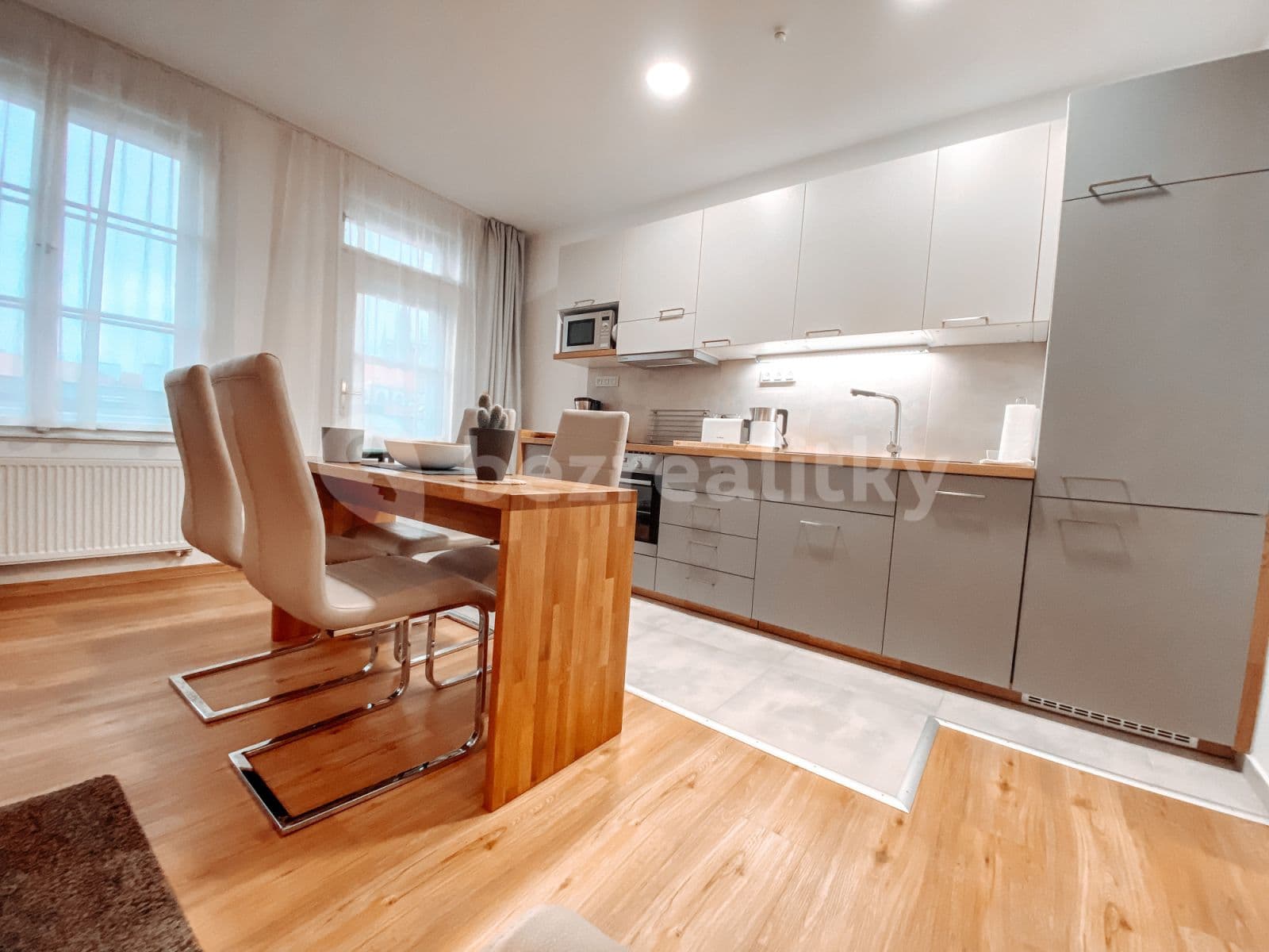 Studio flat to rent, 46 m², Masná, Prague, Prague