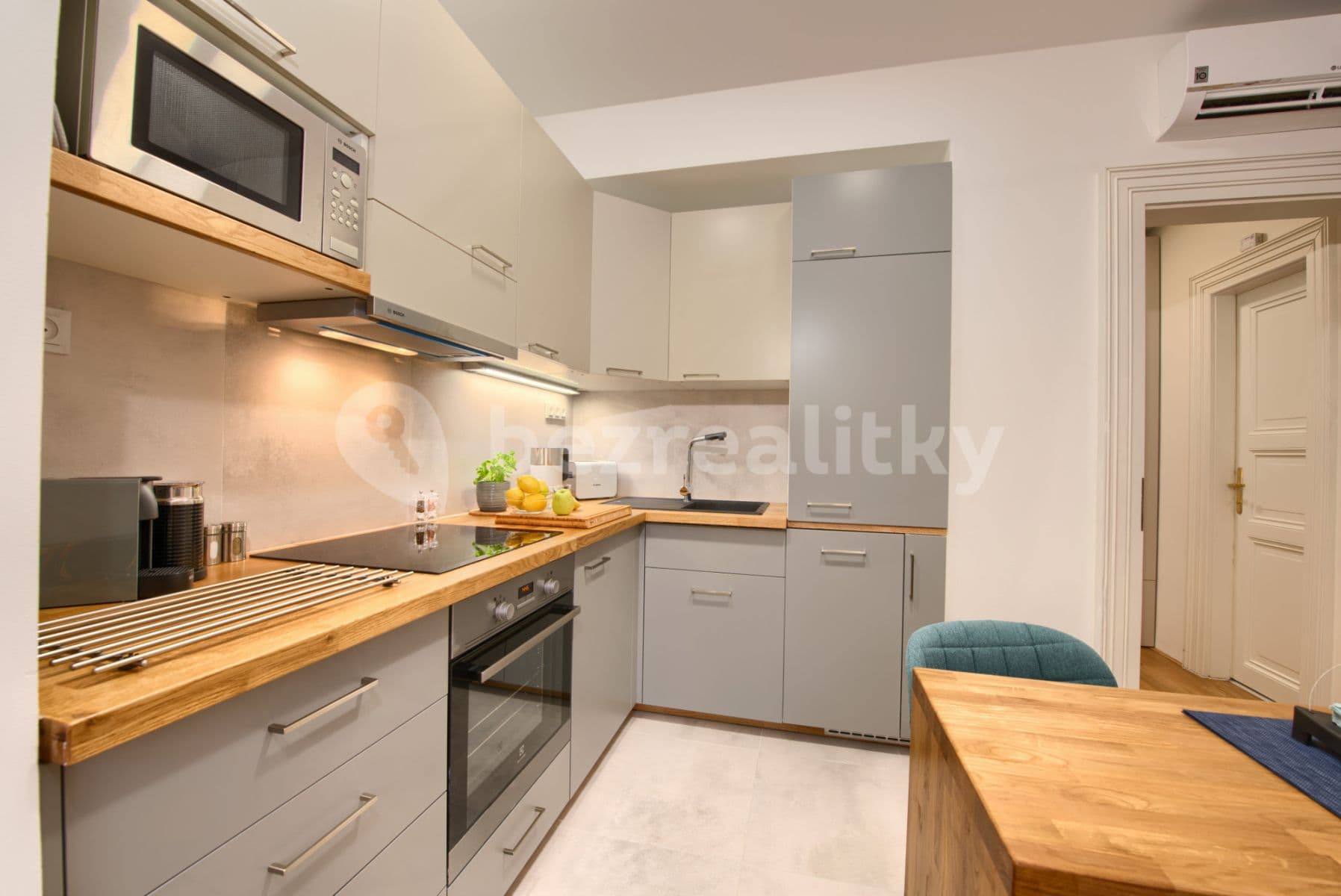 flat to rent, 43 m², Masná, Prague, Prague