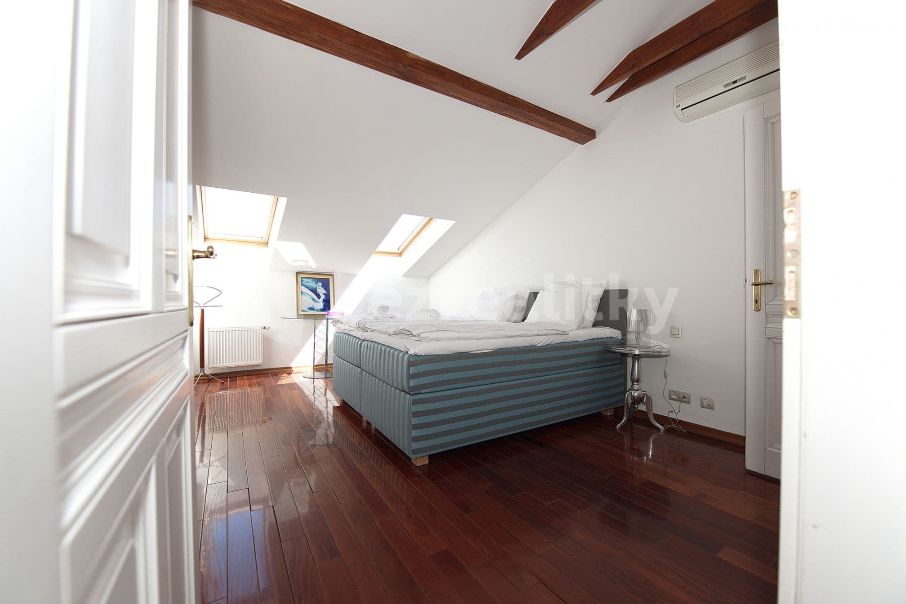 flat to rent, 80 m², Dušní, Prague, Prague