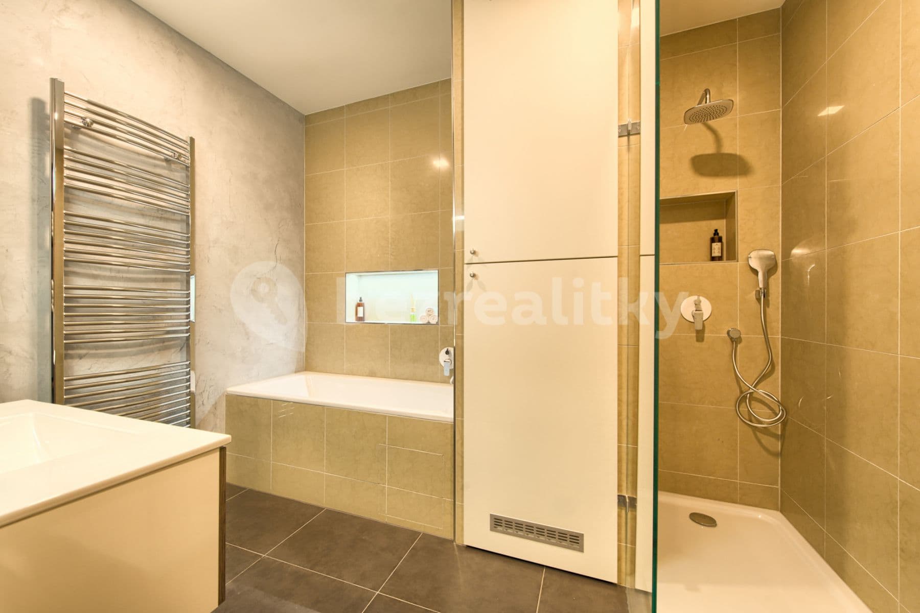 flat to rent, 97 m², Dušní, Prague, Prague