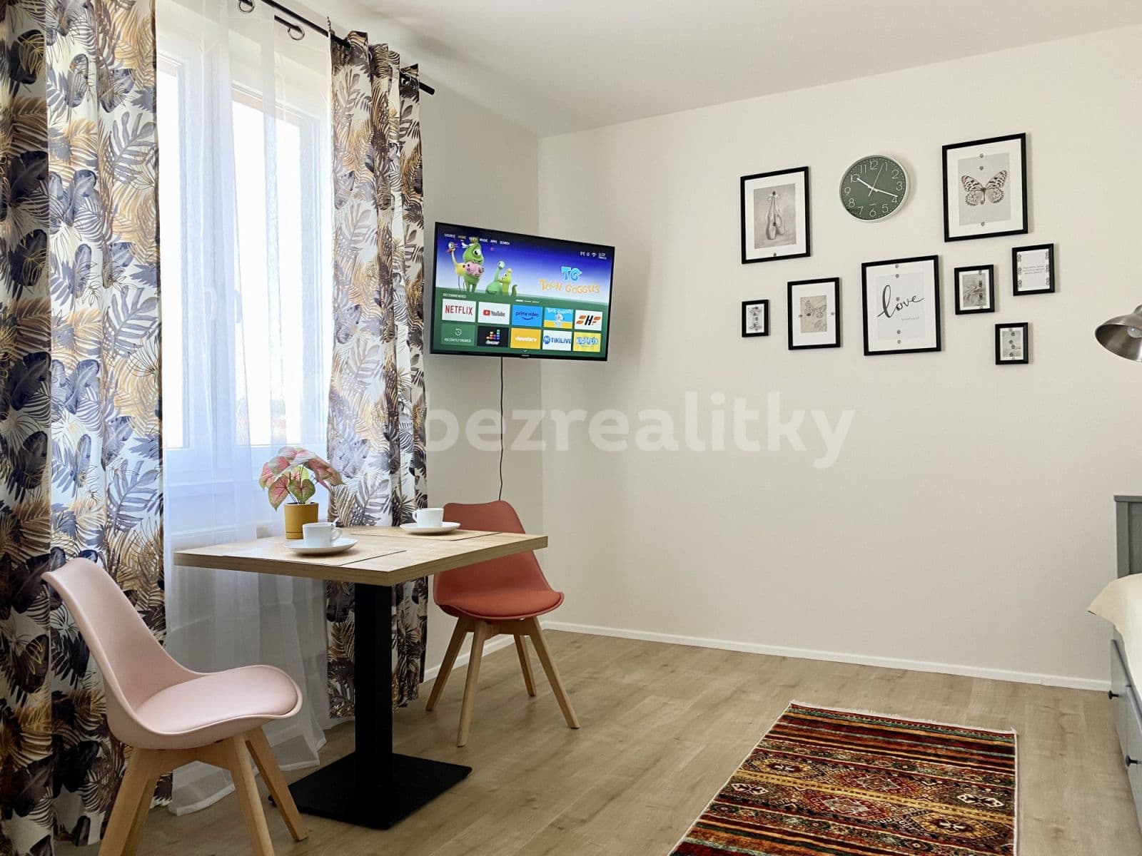 Studio flat to rent, 26 m², Freyova Rezidence Eliška, Prague, Prague