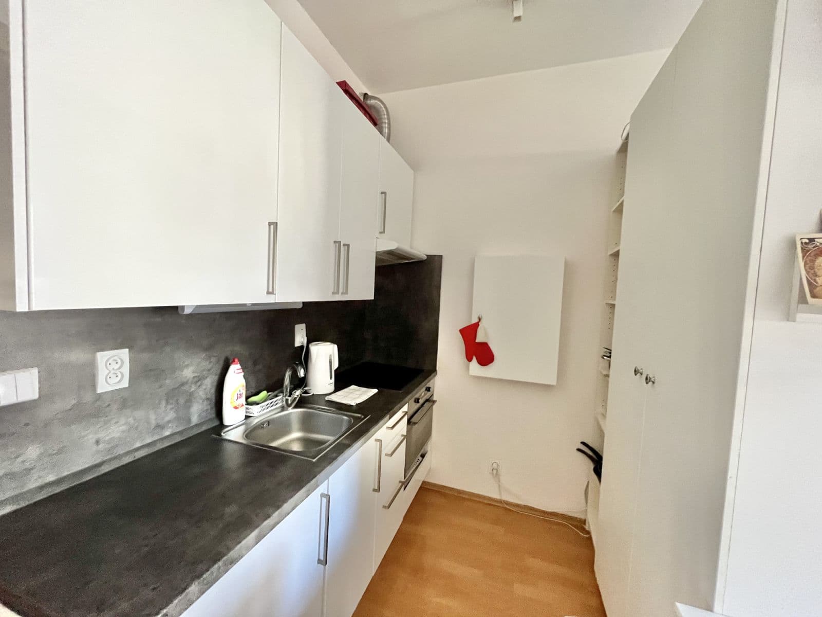 flat to rent, 30 m², Jeřabinová, Prague, Prague