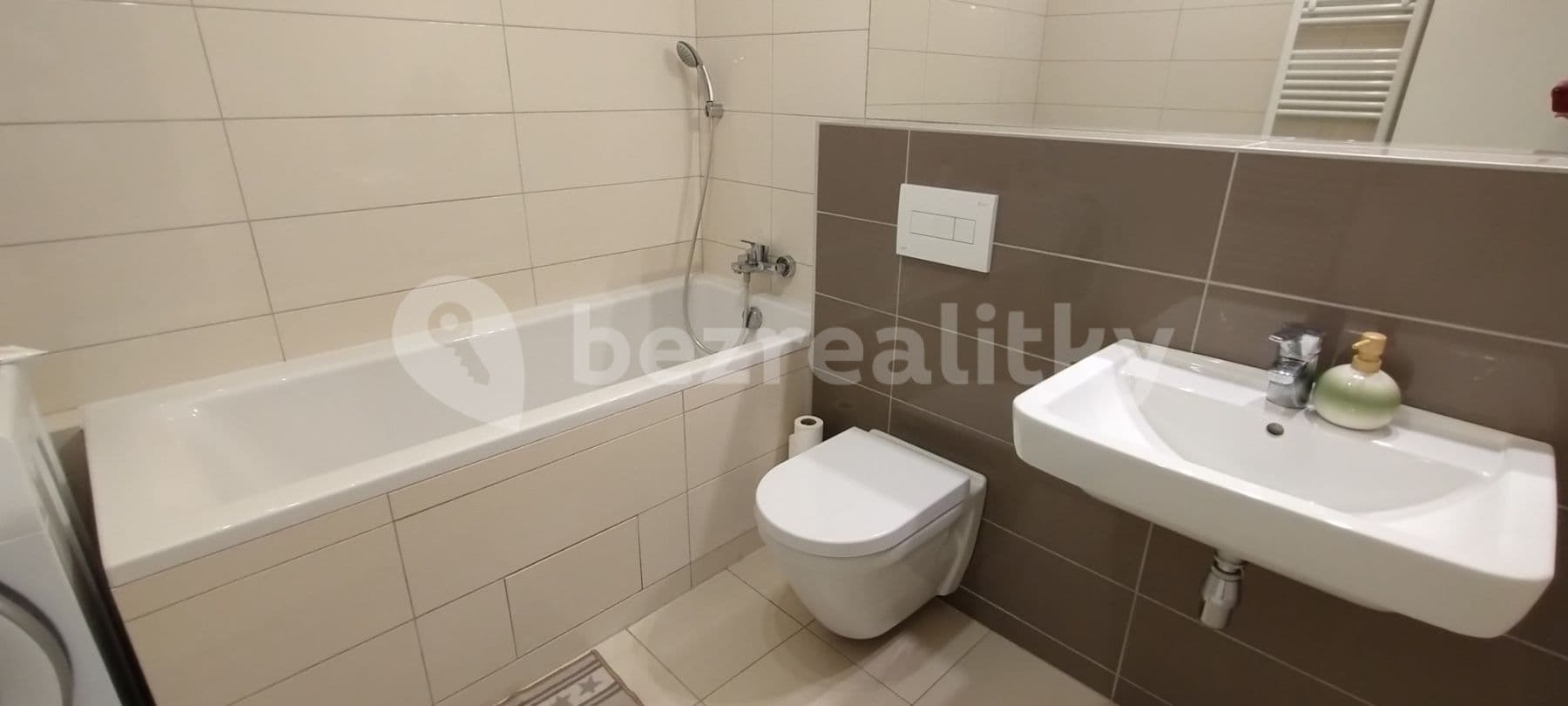 flat to rent, 60 m², Rorýsová, Prague, Prague