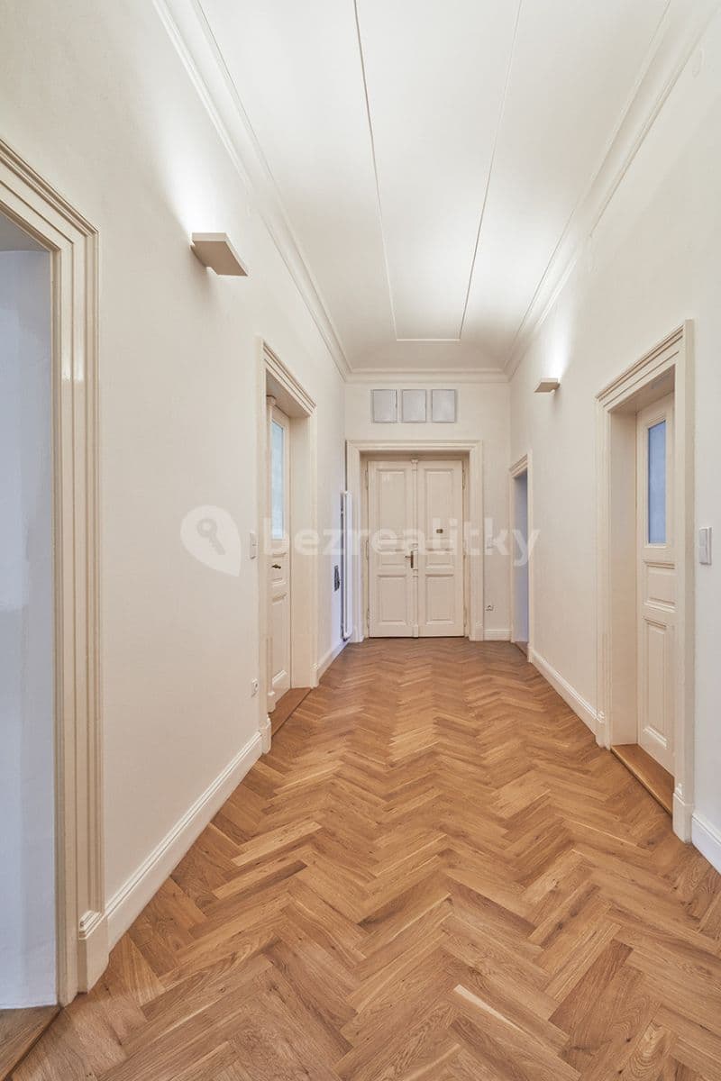 3 bedroom flat to rent, 143 m², Újezd, Prague, Prague