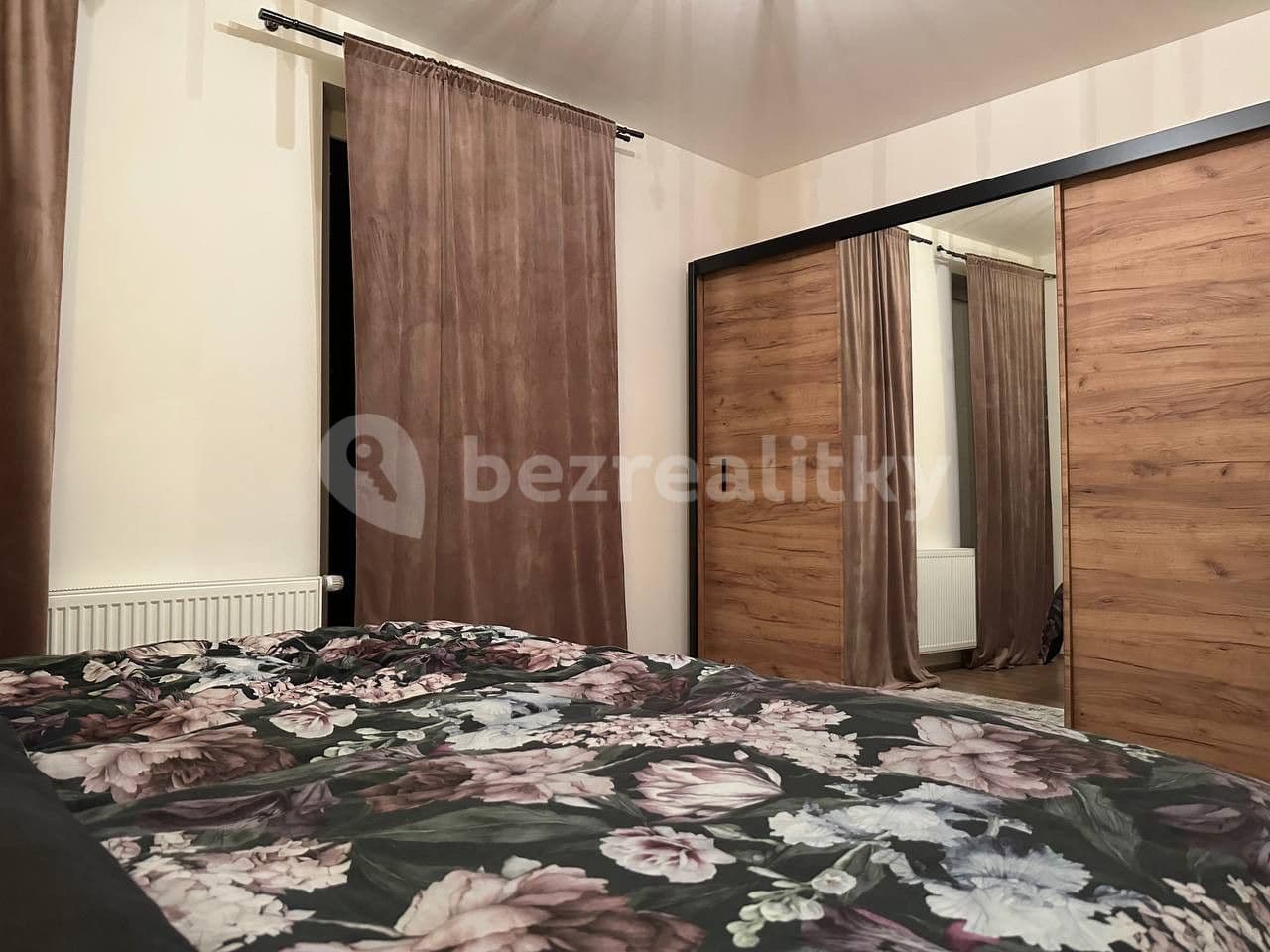 flat to rent, 80 m², Zapova, Prague, Prague