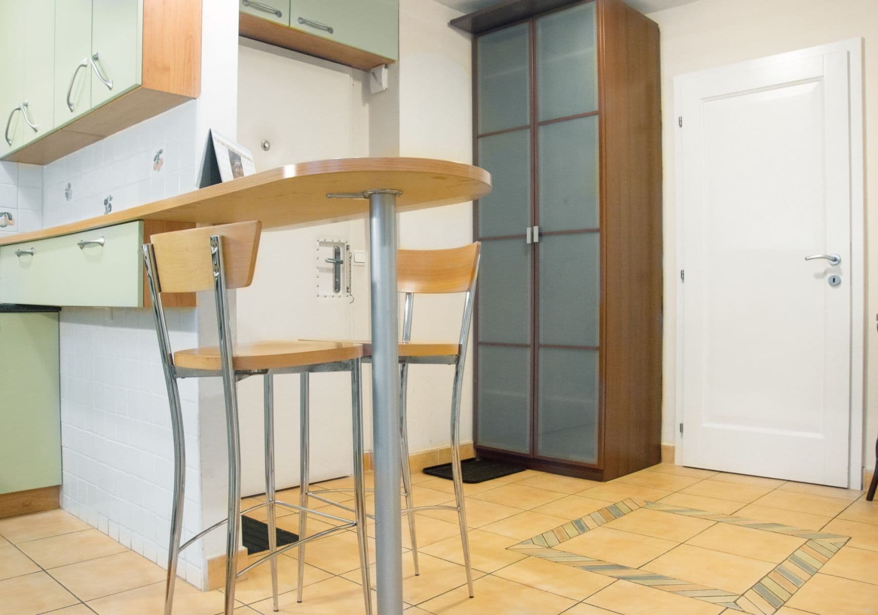 flat to rent, 50 m², Kúpeľná, Bratislava - mestská časť Staré Mesto, Bratislavský Region