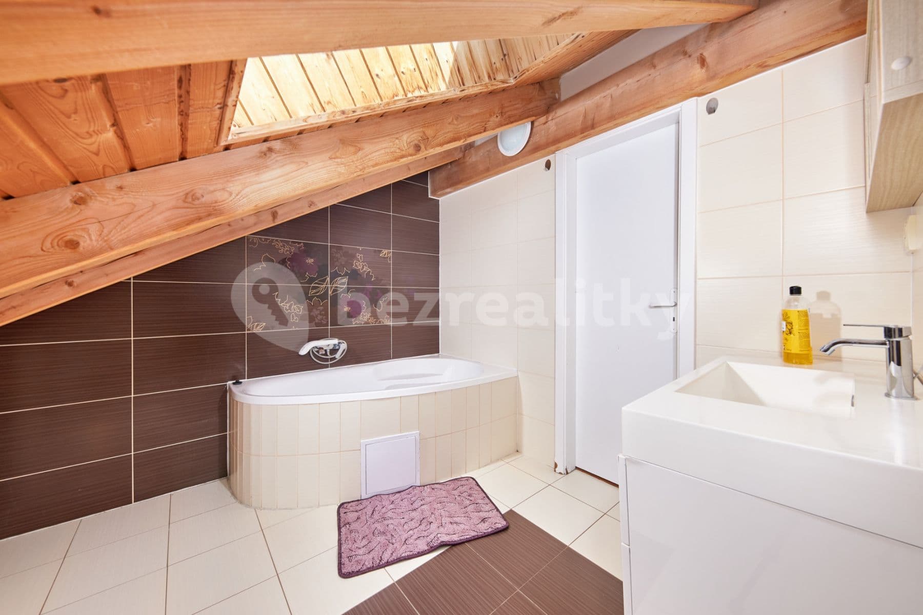 3 bedroom flat to rent, 79 m², Hradská, Vrakuňa, Bratislavský Region