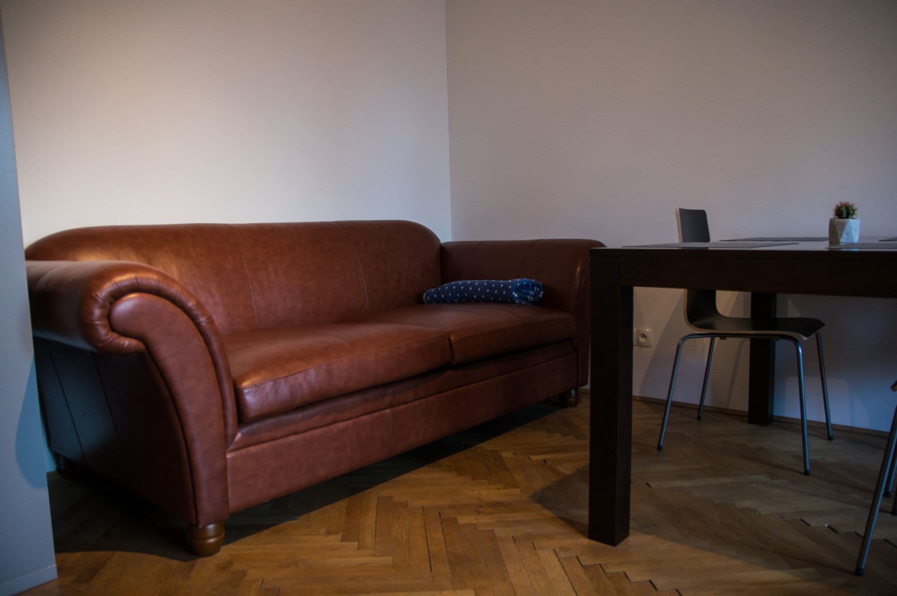flat to rent, 50 m², Kúpeľná, Bratislava - mestská časť Staré Mesto, Bratislavský Region