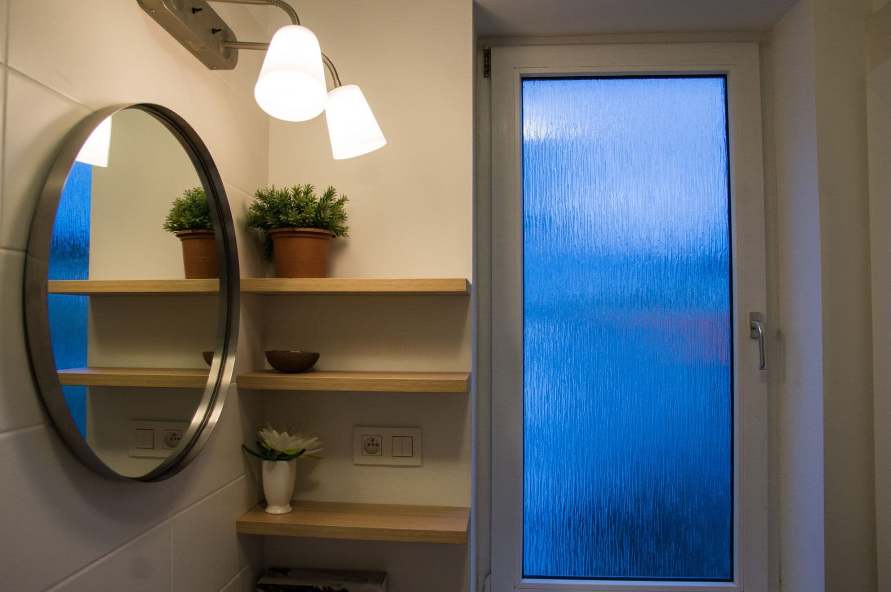 flat to rent, 55 m², Kúpeľná, Bratislava - mestská časť Staré Mesto, Bratislavský Region
