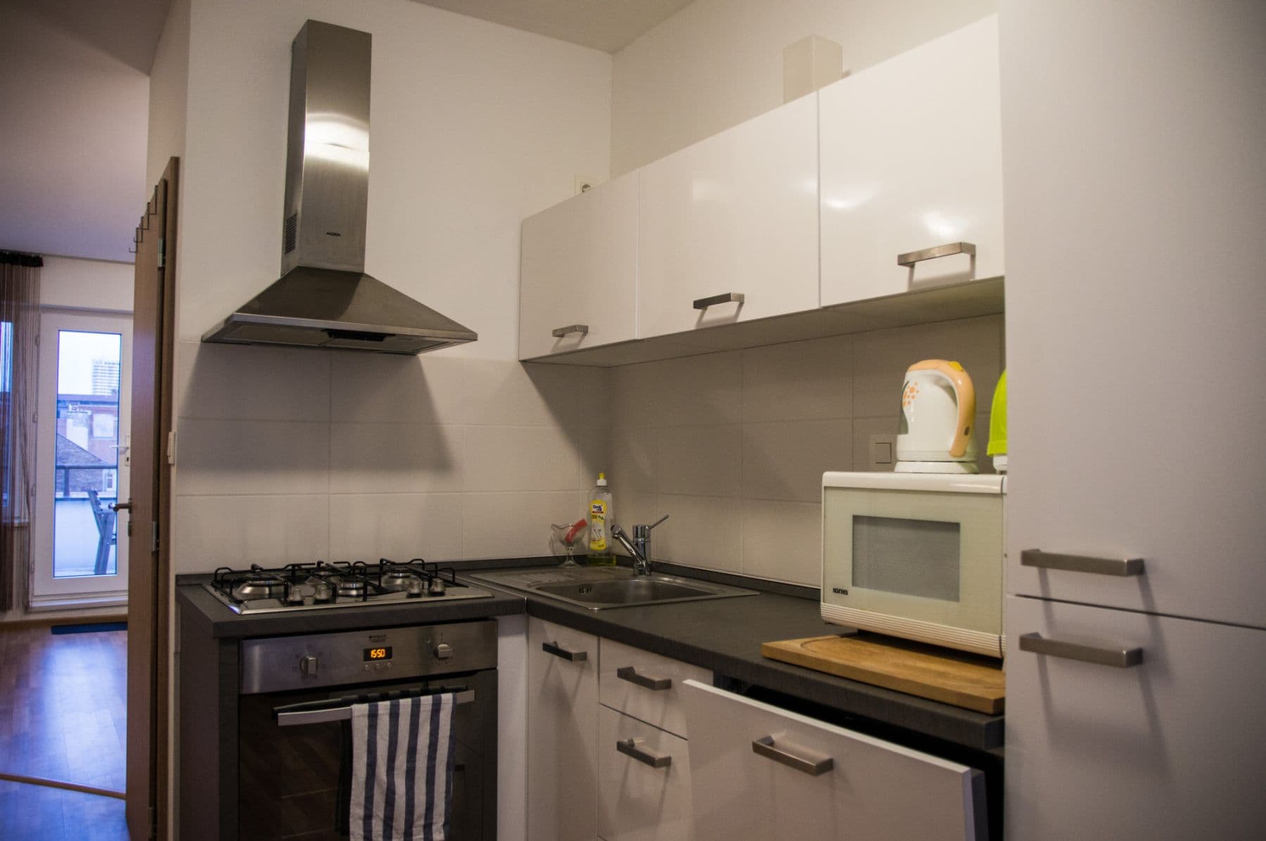 flat to rent, 55 m², Kúpeľná, Bratislava - mestská časť Staré Mesto, Bratislavský Region