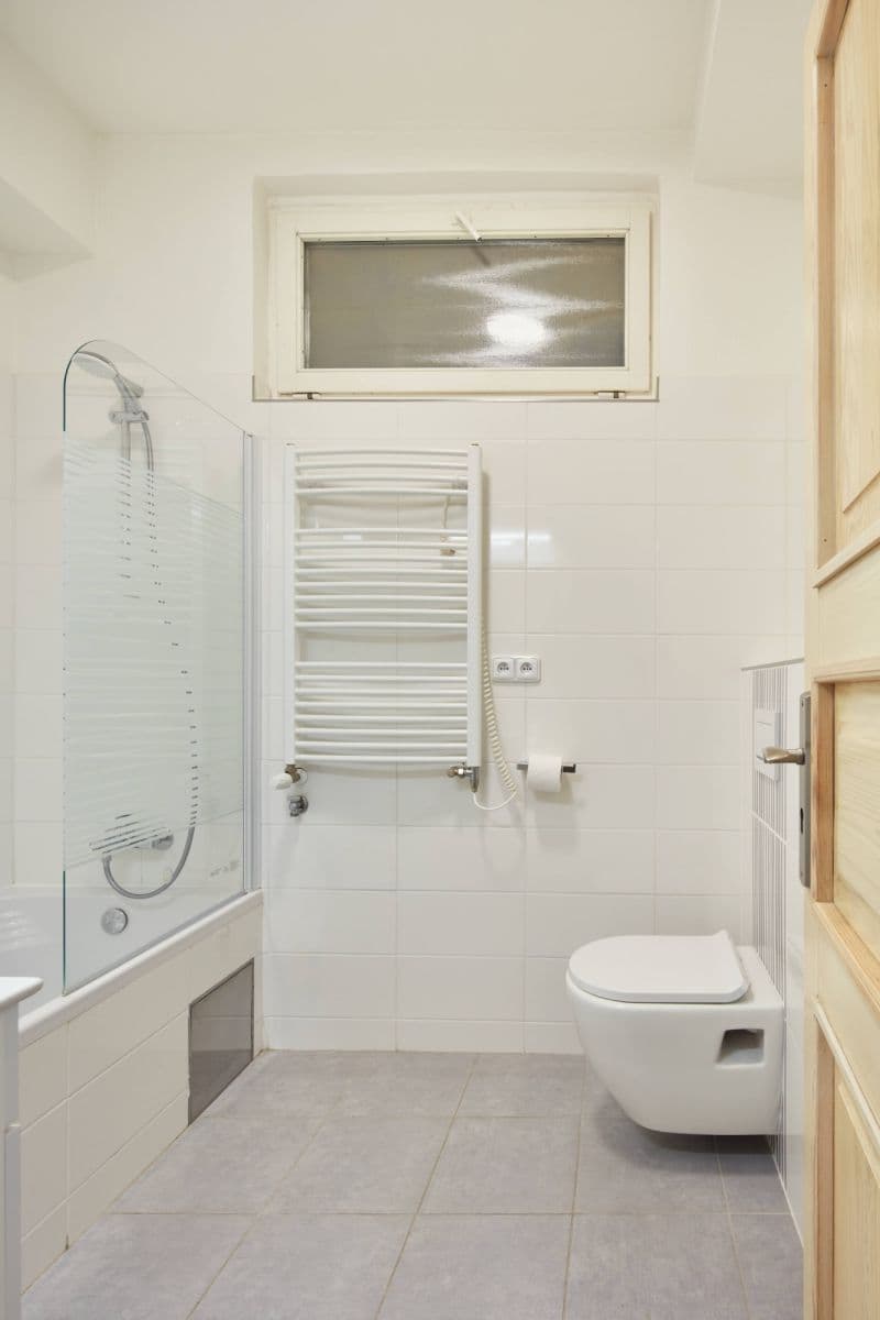 flat to rent, 70 m², Karlova, Prague, Prague