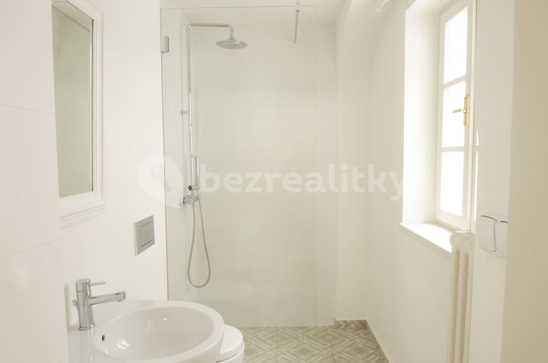 2 bedroom flat to rent, 55 m², Karlova, Prague, Prague