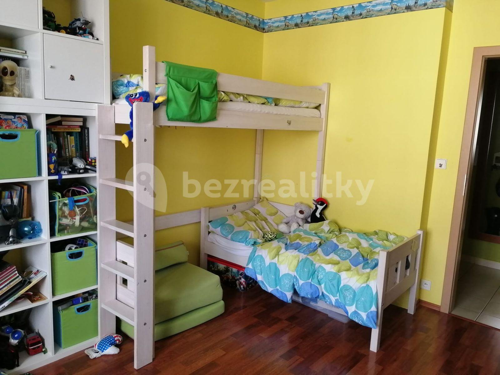 2 bedroom with open-plan kitchen flat to rent, 78 m², Divišovská, Prague, Prague