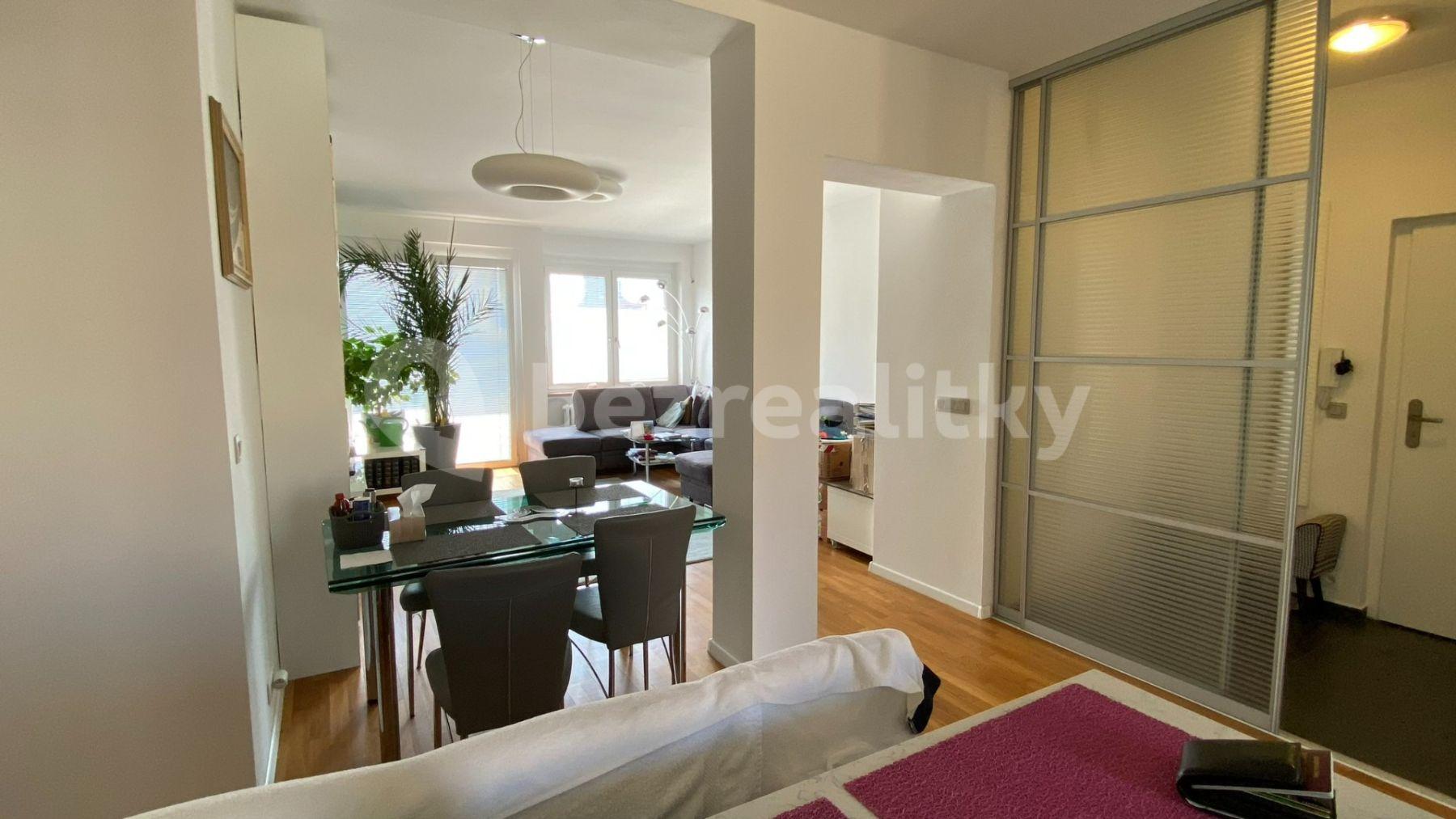 4 bedroom flat for sale, 101 m², Krížna, Bratislava - mestská časť Staré Mesto, Bratislavský Region