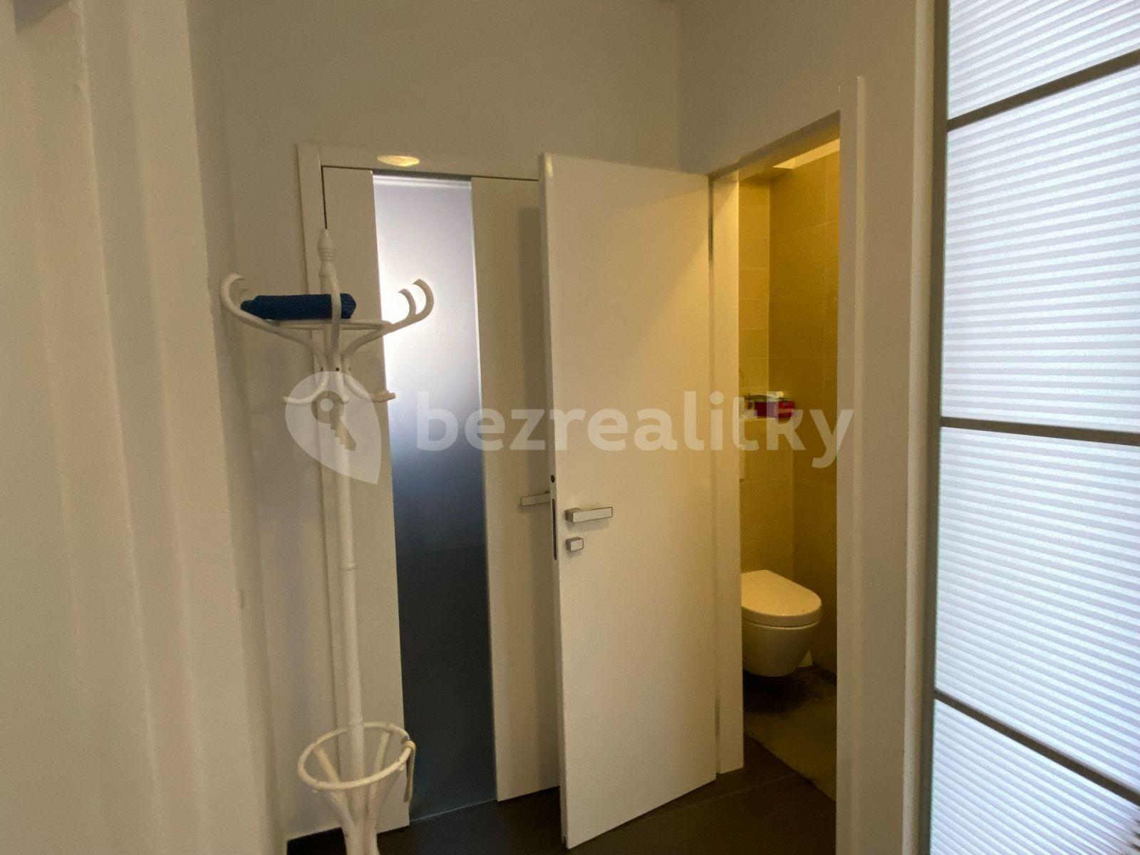 4 bedroom flat for sale, 101 m², Krížna, Bratislava - mestská časť Staré Mesto, Bratislavský Region