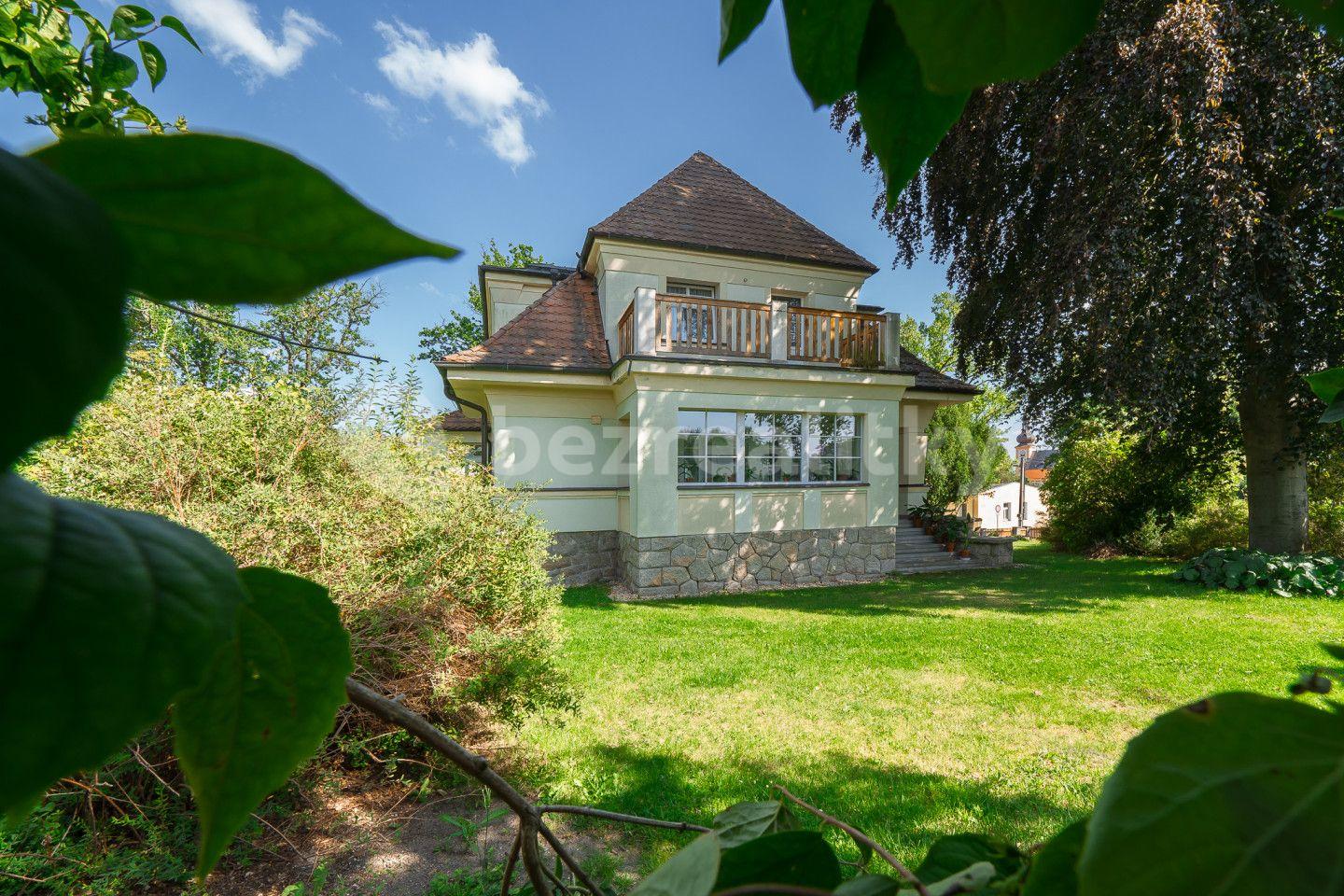 house for sale, 348 m², Za Školou, Skalná, Karlovarský Region