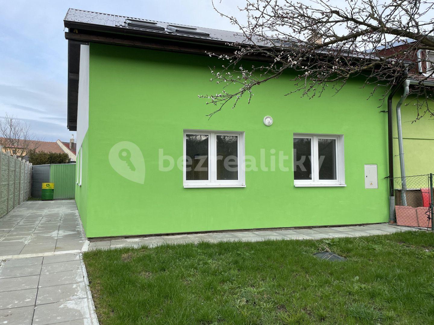 house for sale, 155 m², Vyškovská, Nezamyslice, Olomoucký Region