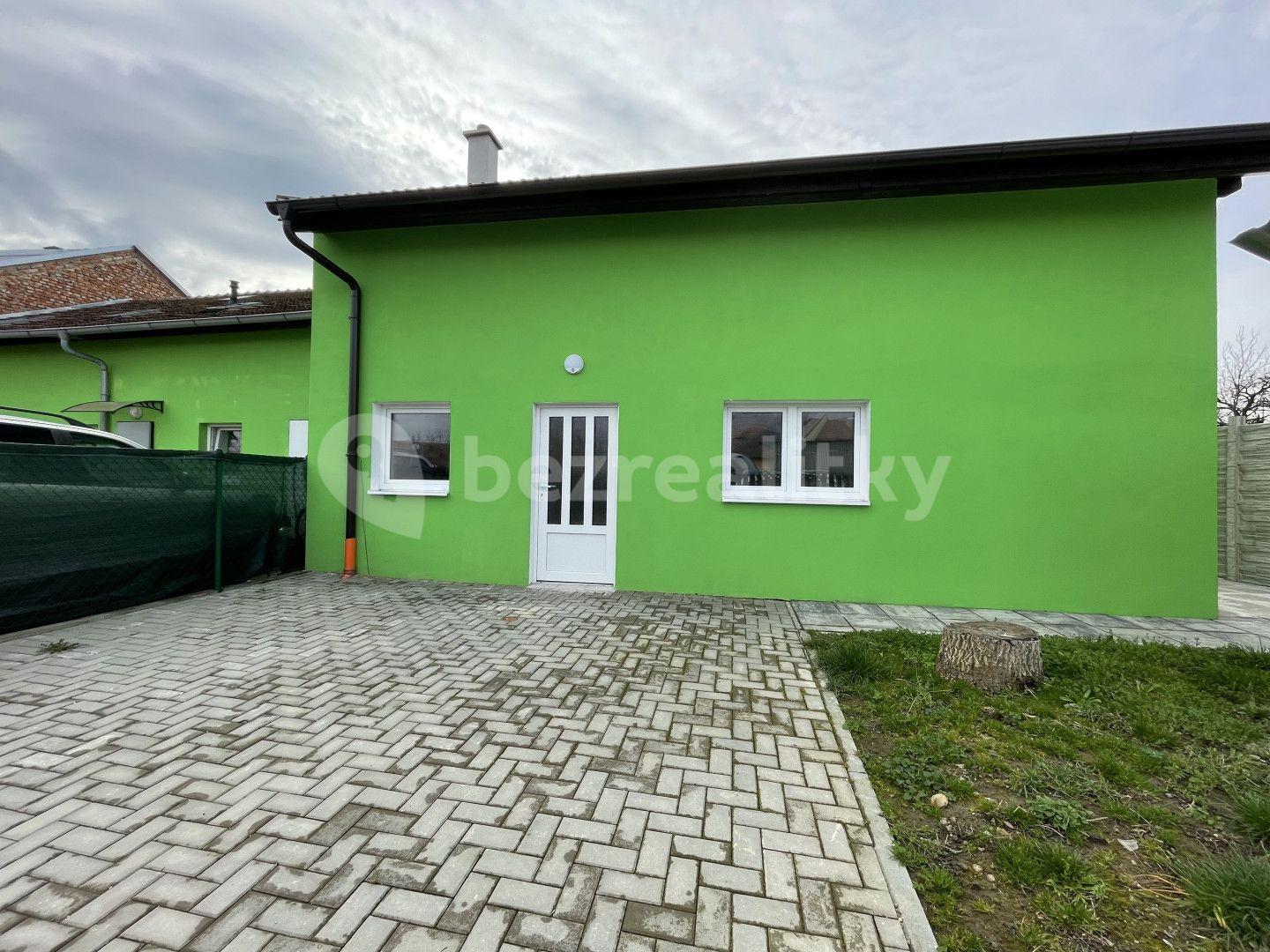 house for sale, 155 m², Vyškovská, Nezamyslice, Olomoucký Region