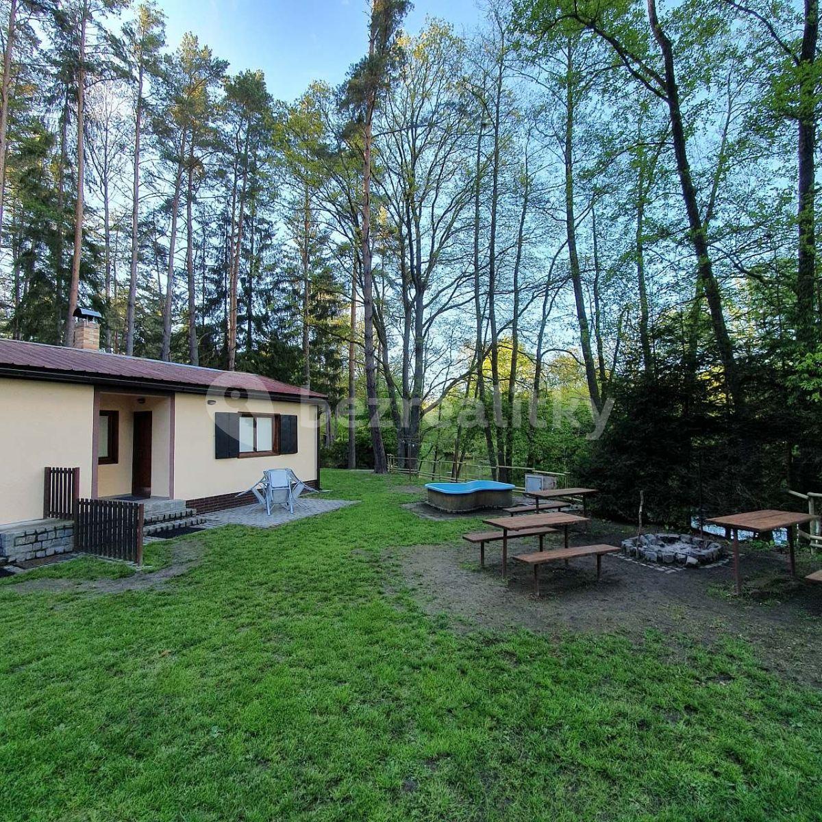 recreational property to rent, 0 m², Val, Jihočeský Region