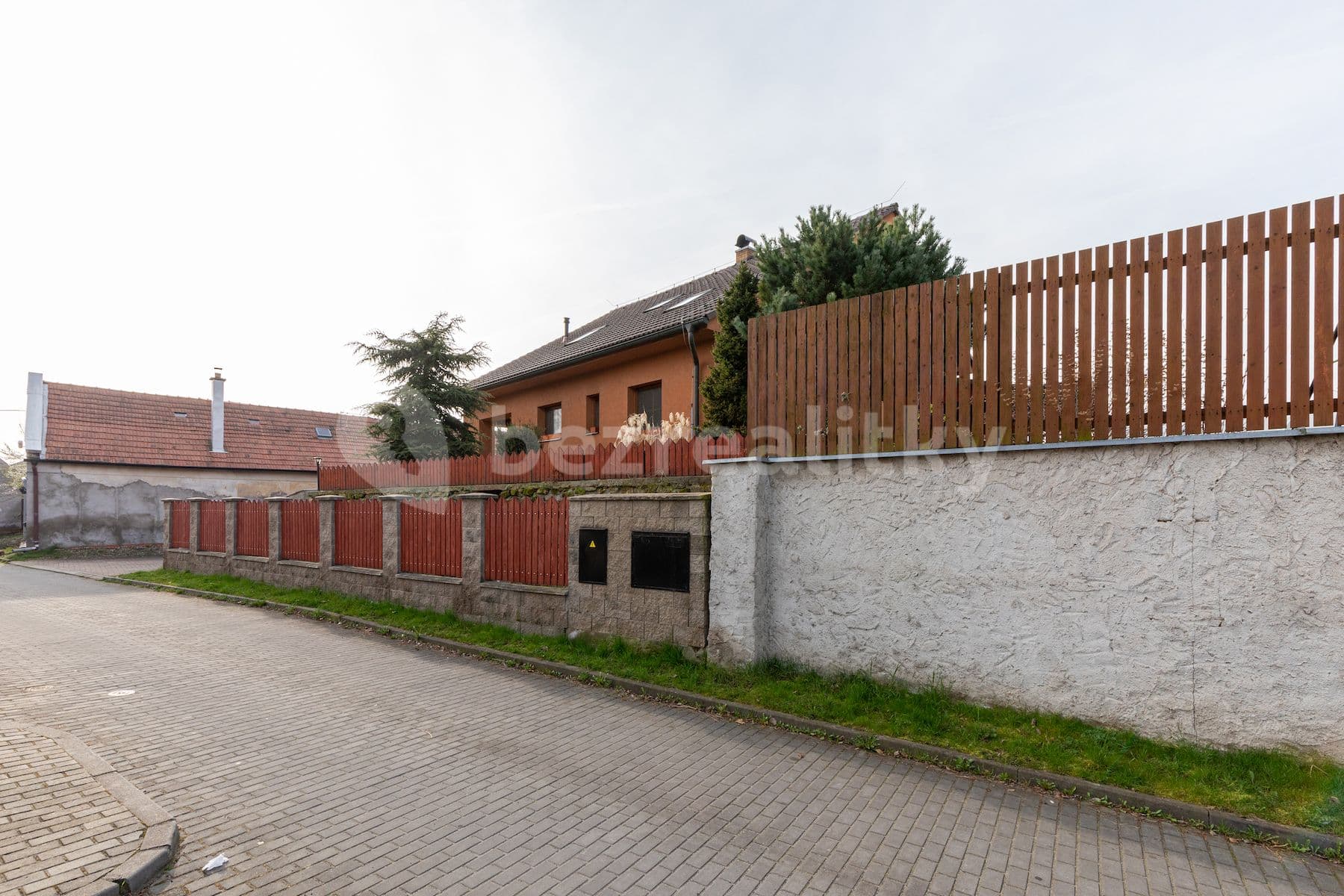 house for sale, 250 m², Labská, Kostelec nad Labem, Středočeský Region