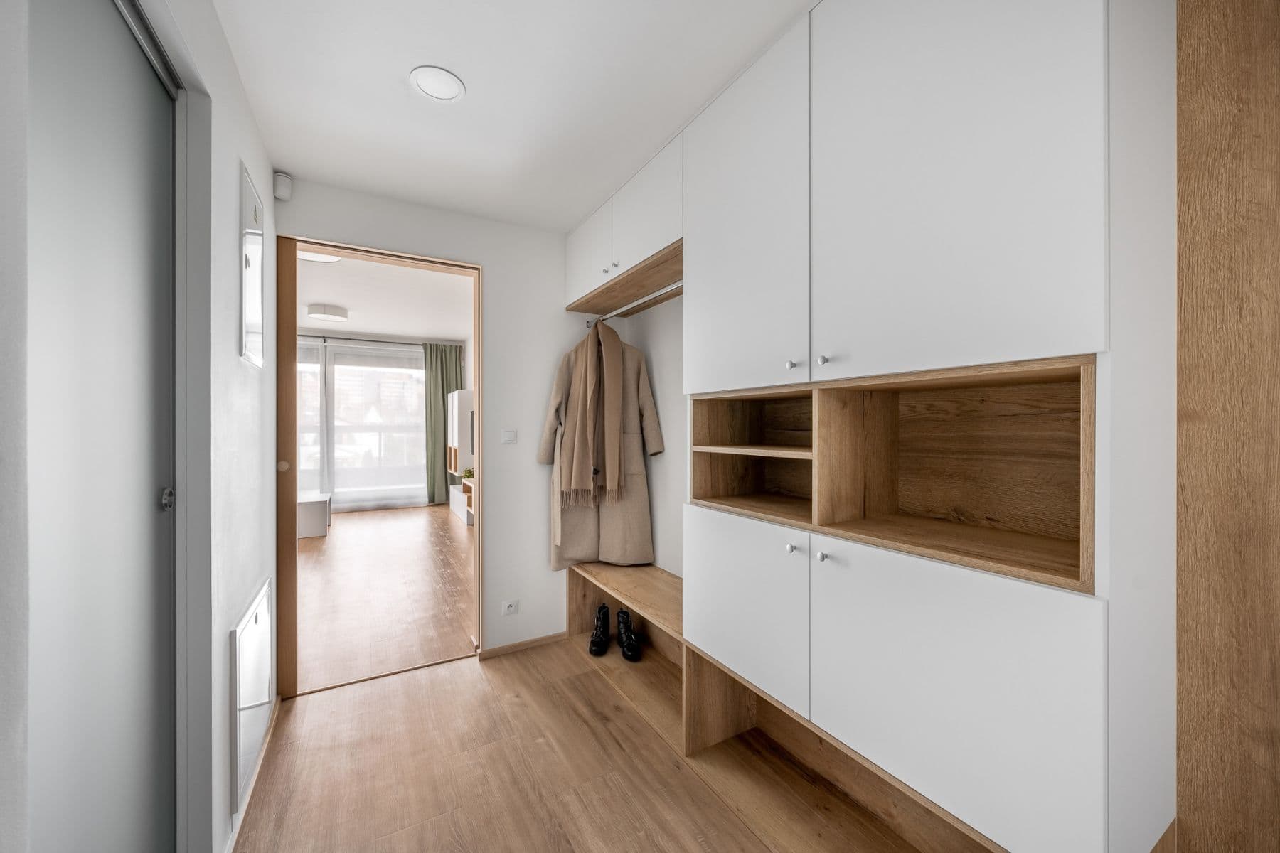 flat to rent, 34 m², Kurta Konráda, Prague, Prague