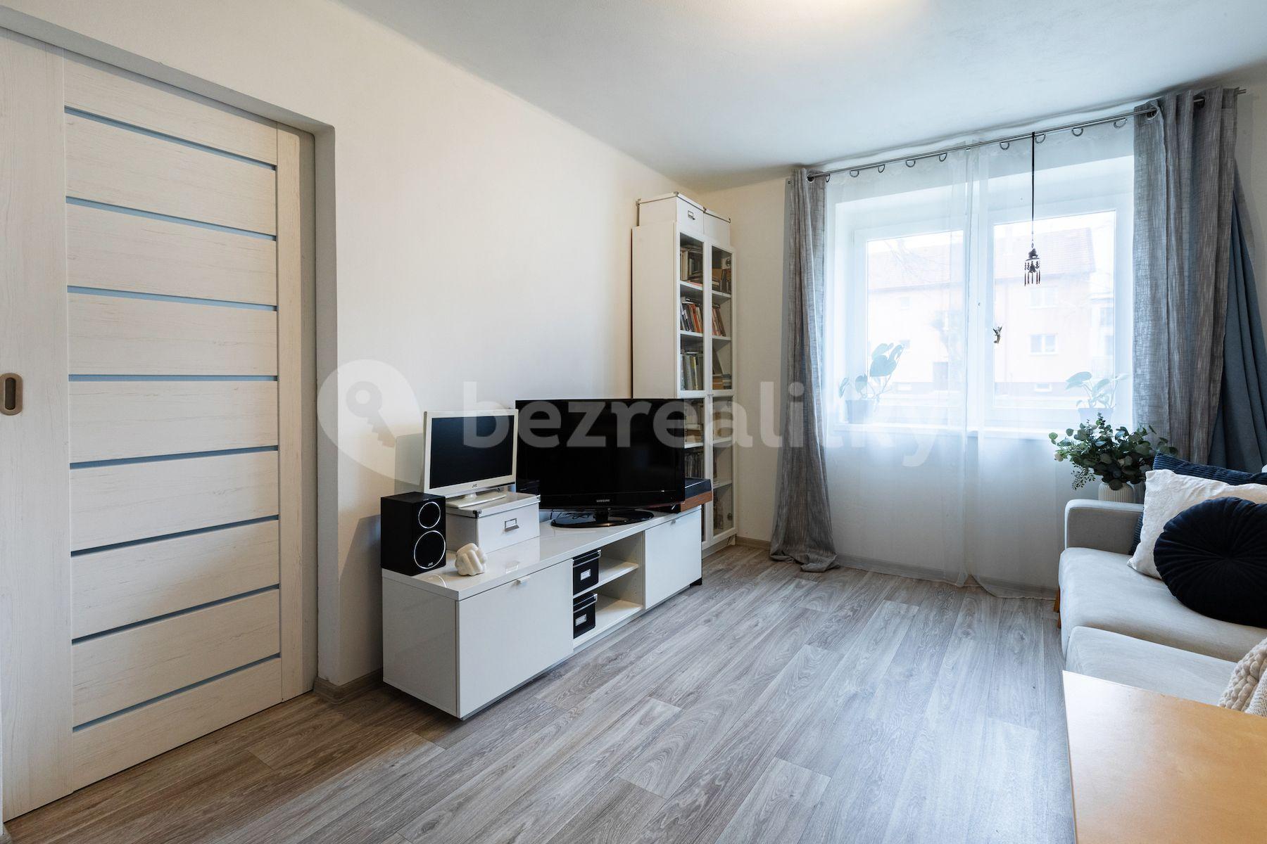 2 bedroom flat for sale, 58 m², Vysoká Pec, Bohutín, Středočeský Region
