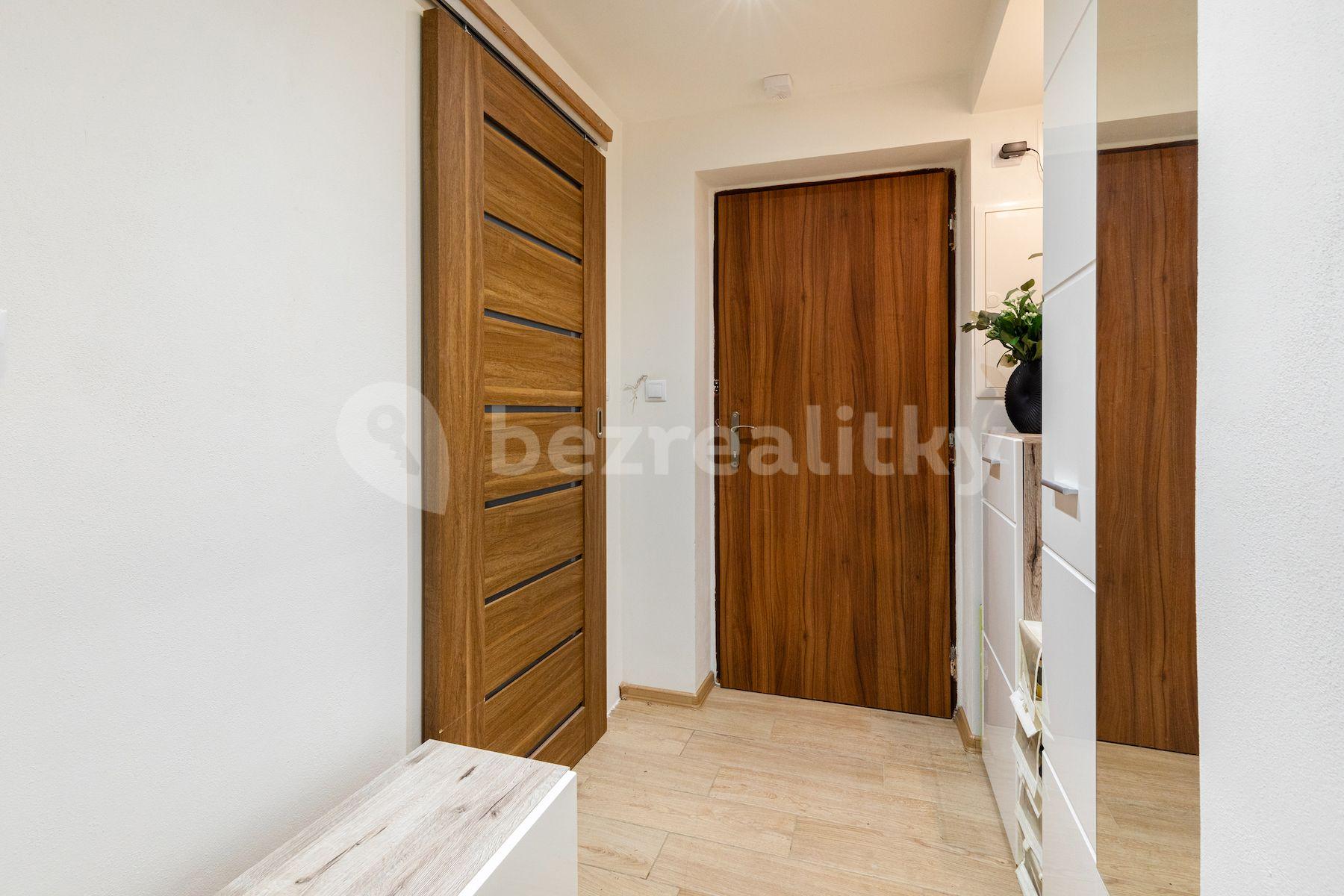 2 bedroom flat for sale, 58 m², Vysoká Pec, Bohutín, Středočeský Region