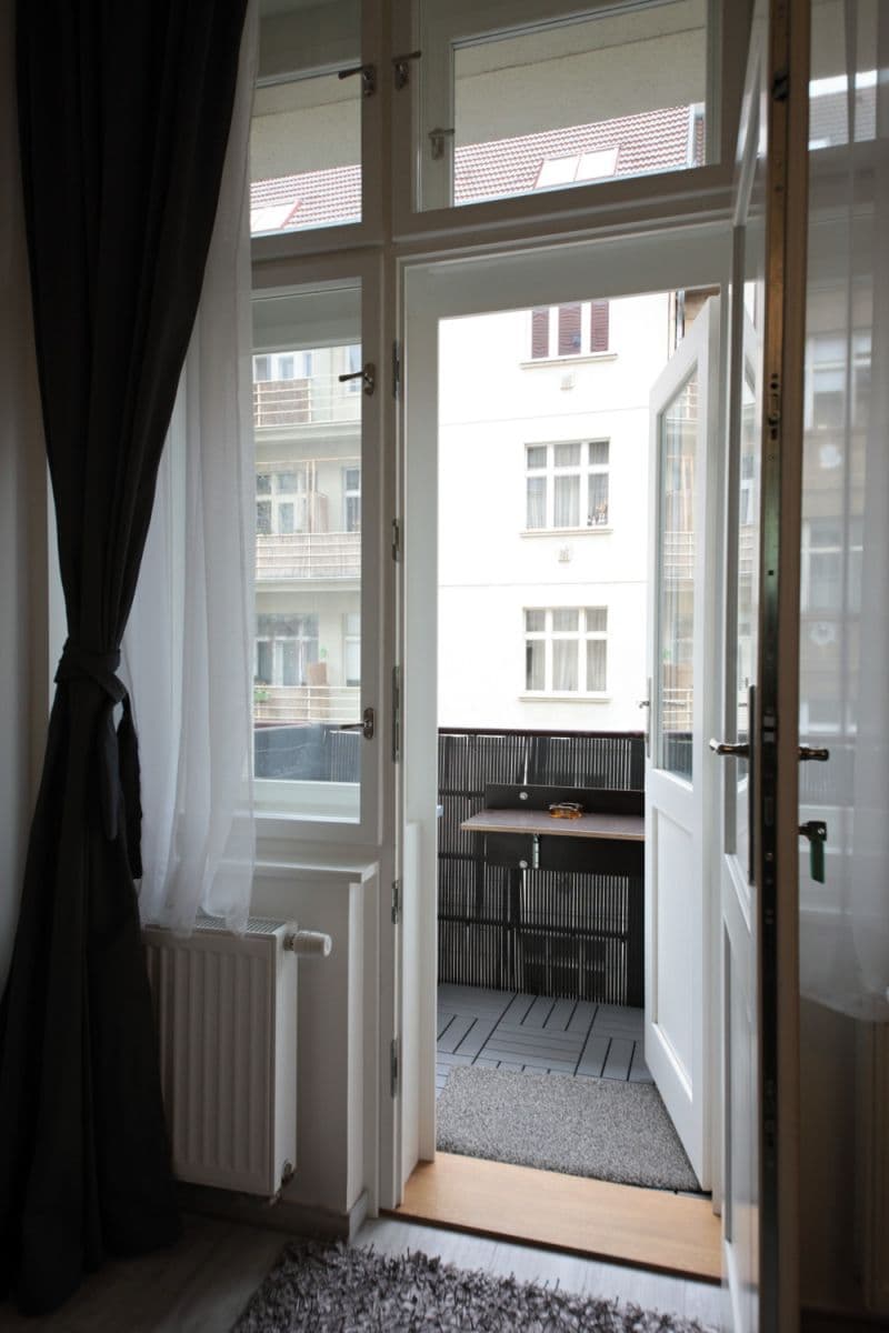 flat to rent, 56 m², Slovinská, Prague, Prague