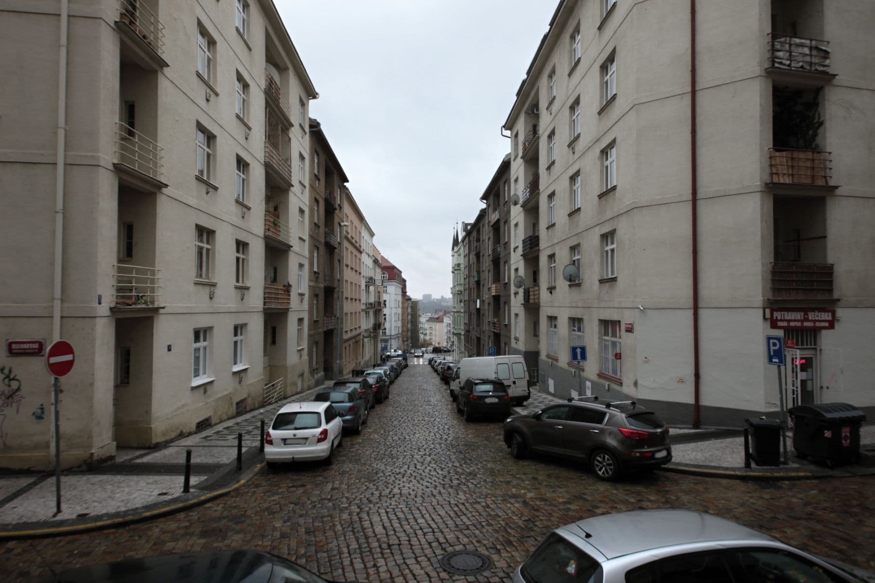 flat to rent, 56 m², Slovinská, Prague, Prague