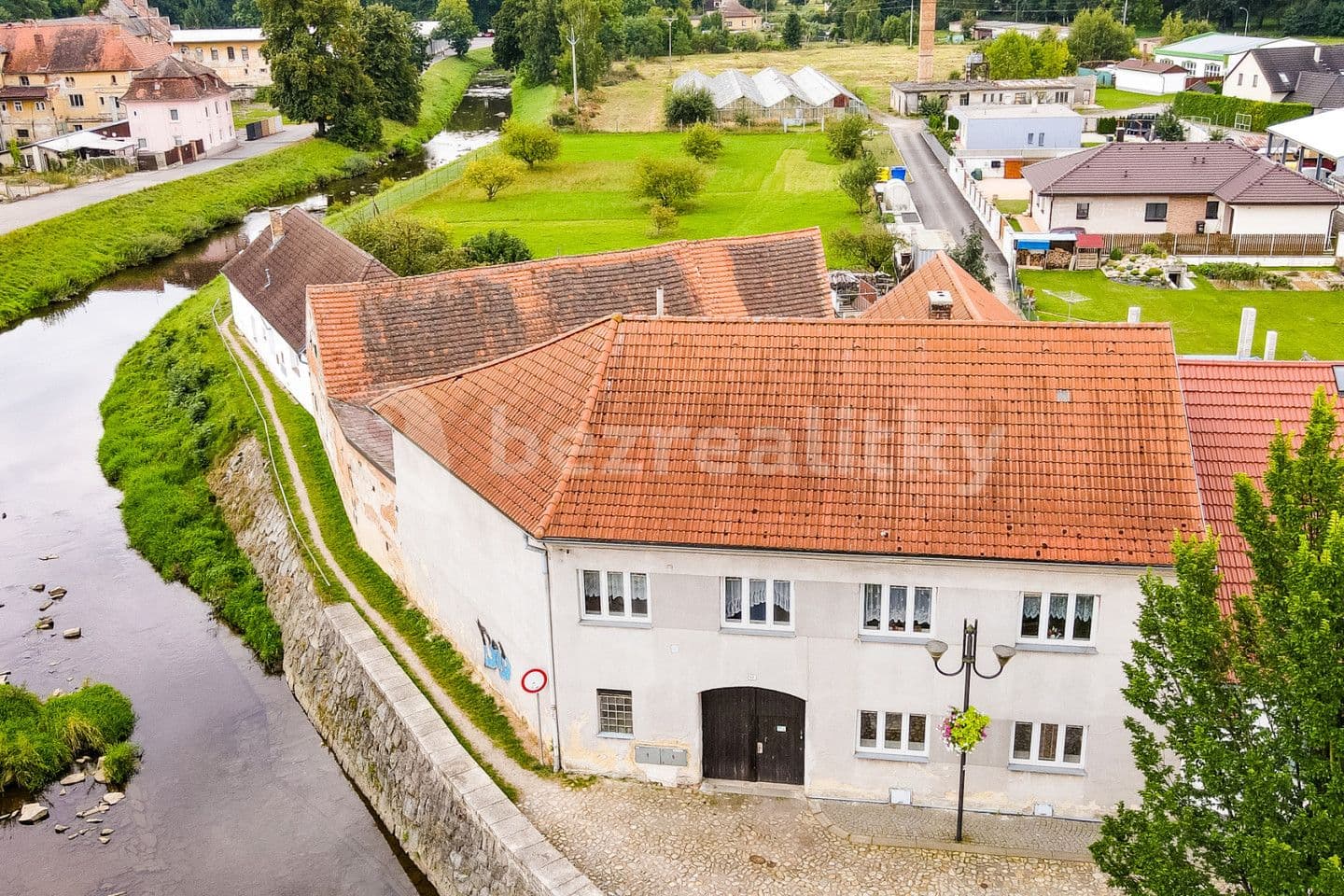 house for sale, 485 m², náměstí Hrdinů, Volyně, Jihočeský Region