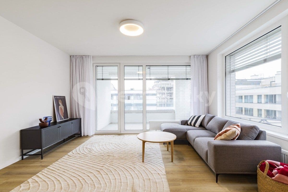 2 bedroom with open-plan kitchen flat to rent, 81 m², U Pergamenky, Prague, Prague