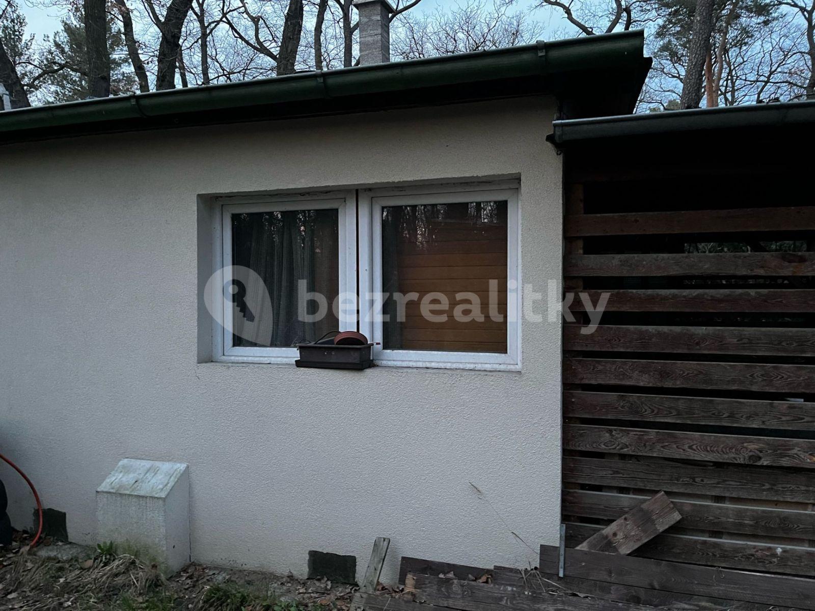 recreational property for sale, 200 m², Káraný, Středočeský Region