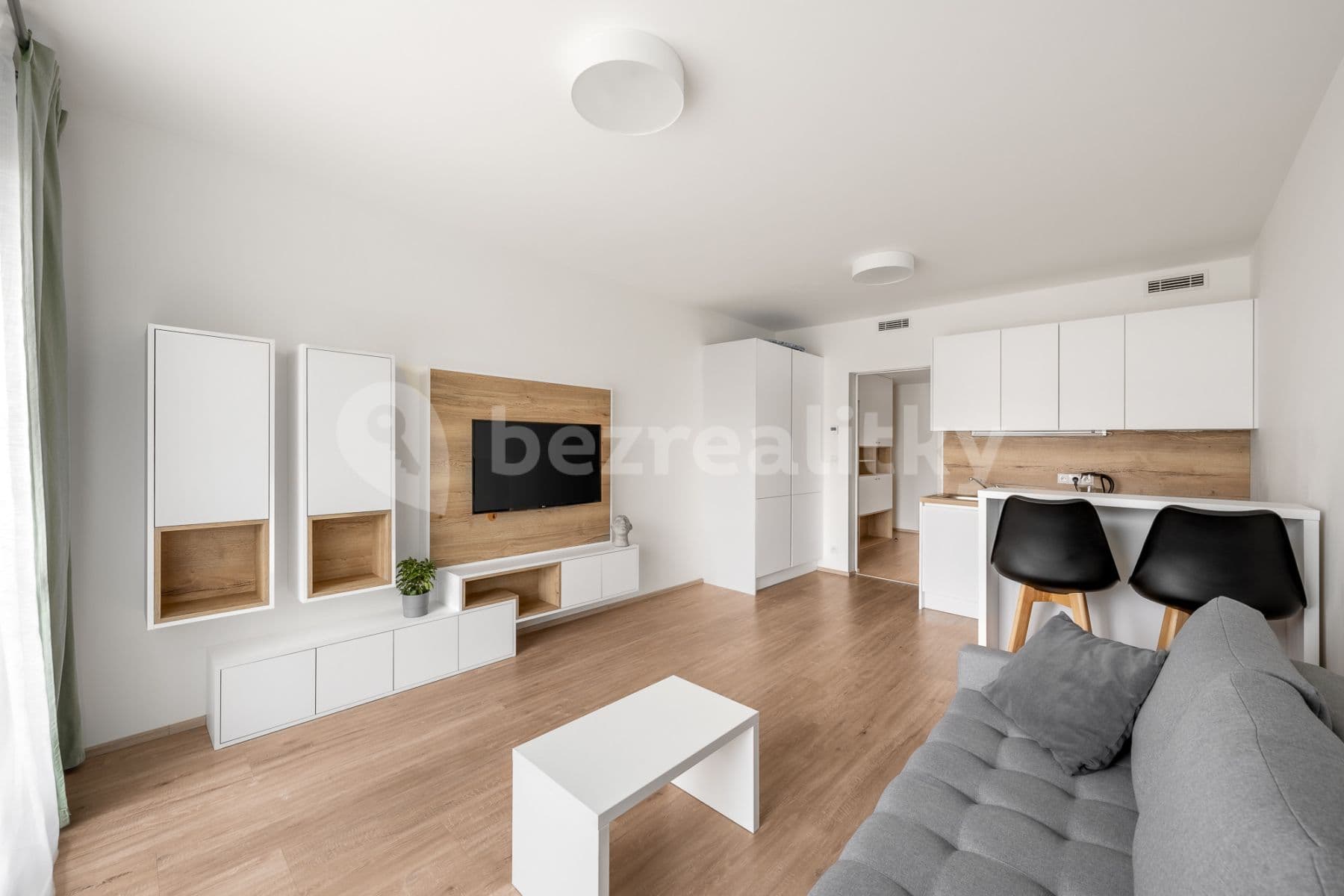 flat to rent, 34 m², Kurta Konráda, Prague, Prague