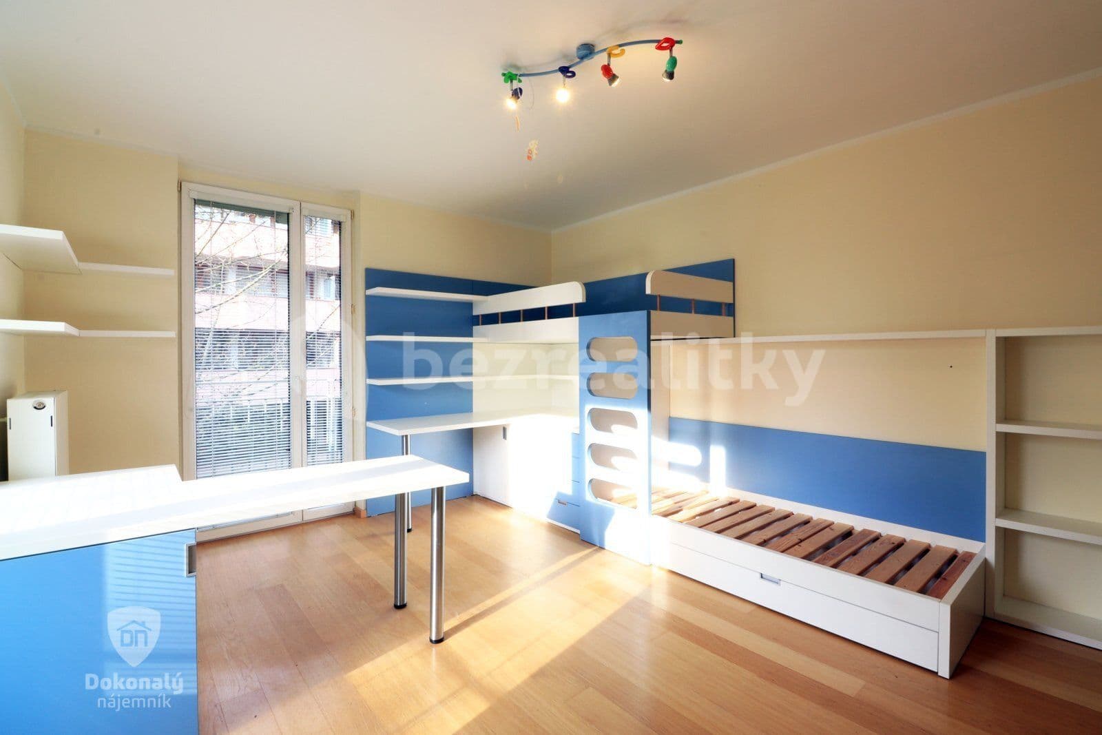 3 bedroom with open-plan kitchen flat to rent, 114 m², K Haltýři, Prague, Prague