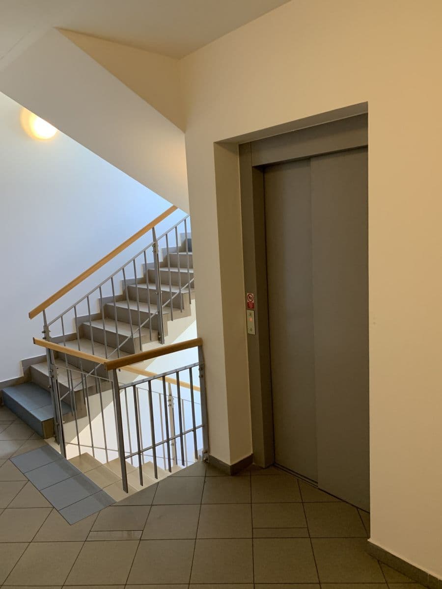 flat to rent, 48 m², Na Neklance, Prague, Prague