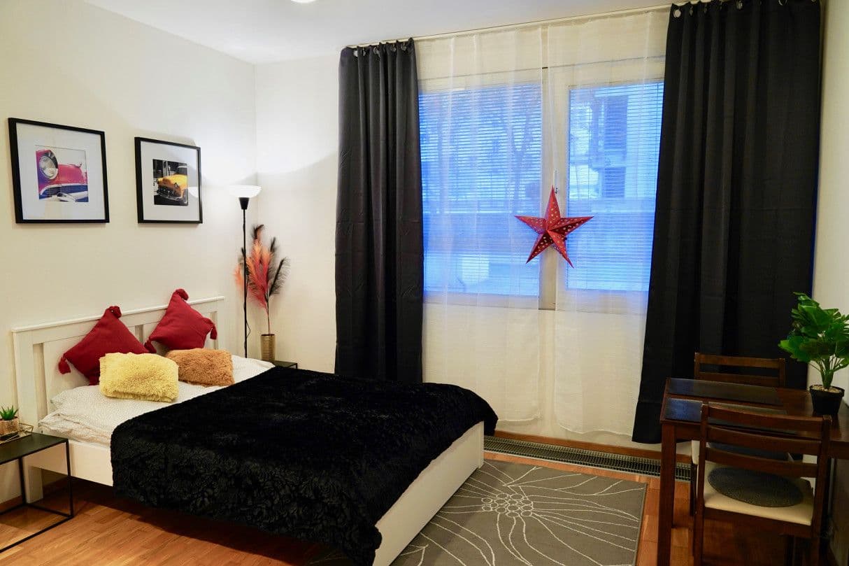 flat to rent, 29 m², Korunní, Prague, Prague