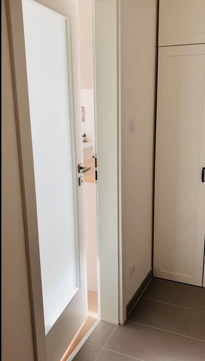 flat to rent, 37 m², Učňovská, Prague, Prague