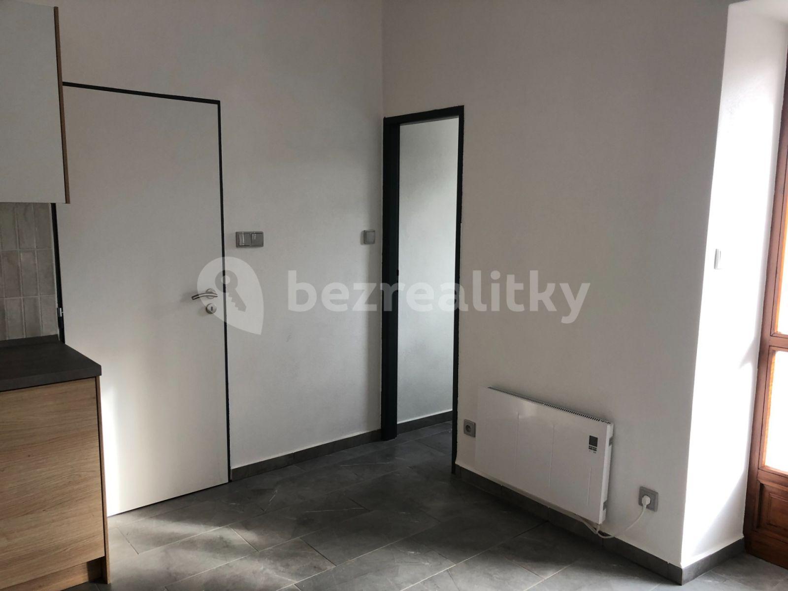 2 bedroom flat to rent, 64 m², Žižkova třída, Písek, Jihočeský Region