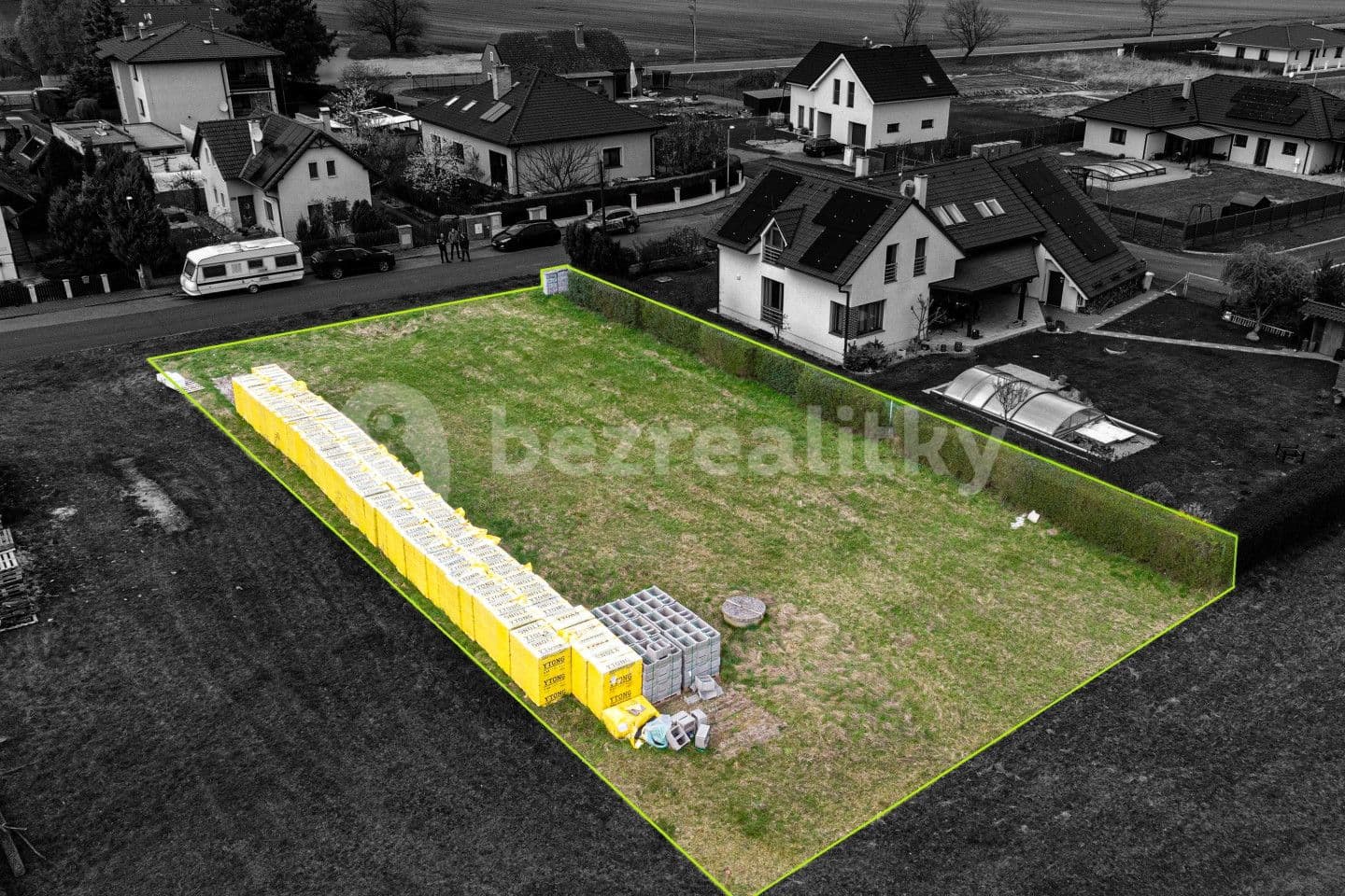plot for sale, 830 m², Svatý Mikuláš, Středočeský Region
