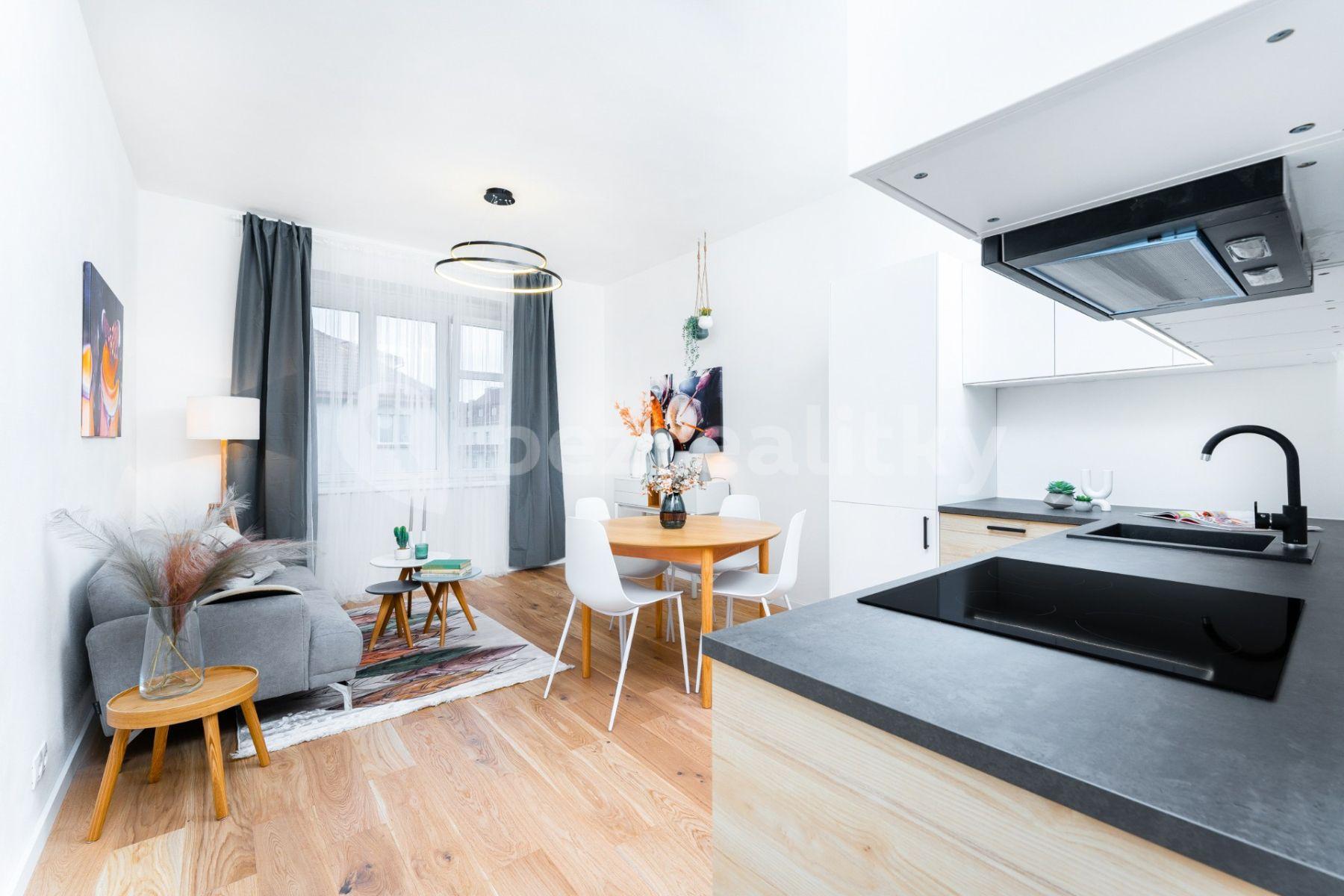 1 bedroom with open-plan kitchen flat for sale, 52 m², Přístavní, Prague, Prague