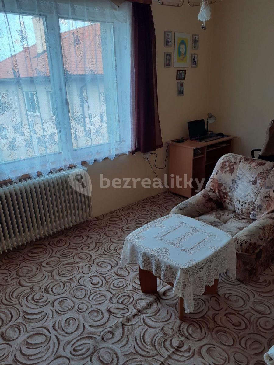 3 bedroom flat for sale, 76 m², Pod Vodojemem, Kamenice nad Lipou, Vysočina Region