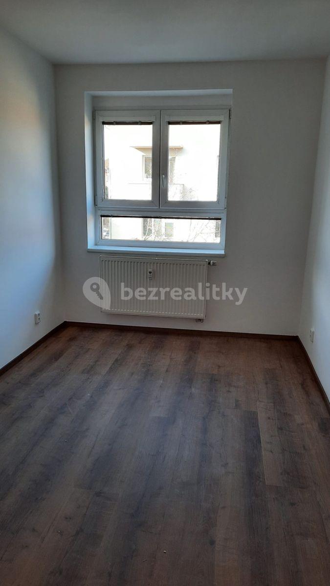 3 bedroom flat to rent, 85 m², Merhautova, Brno, Jihomoravský Region