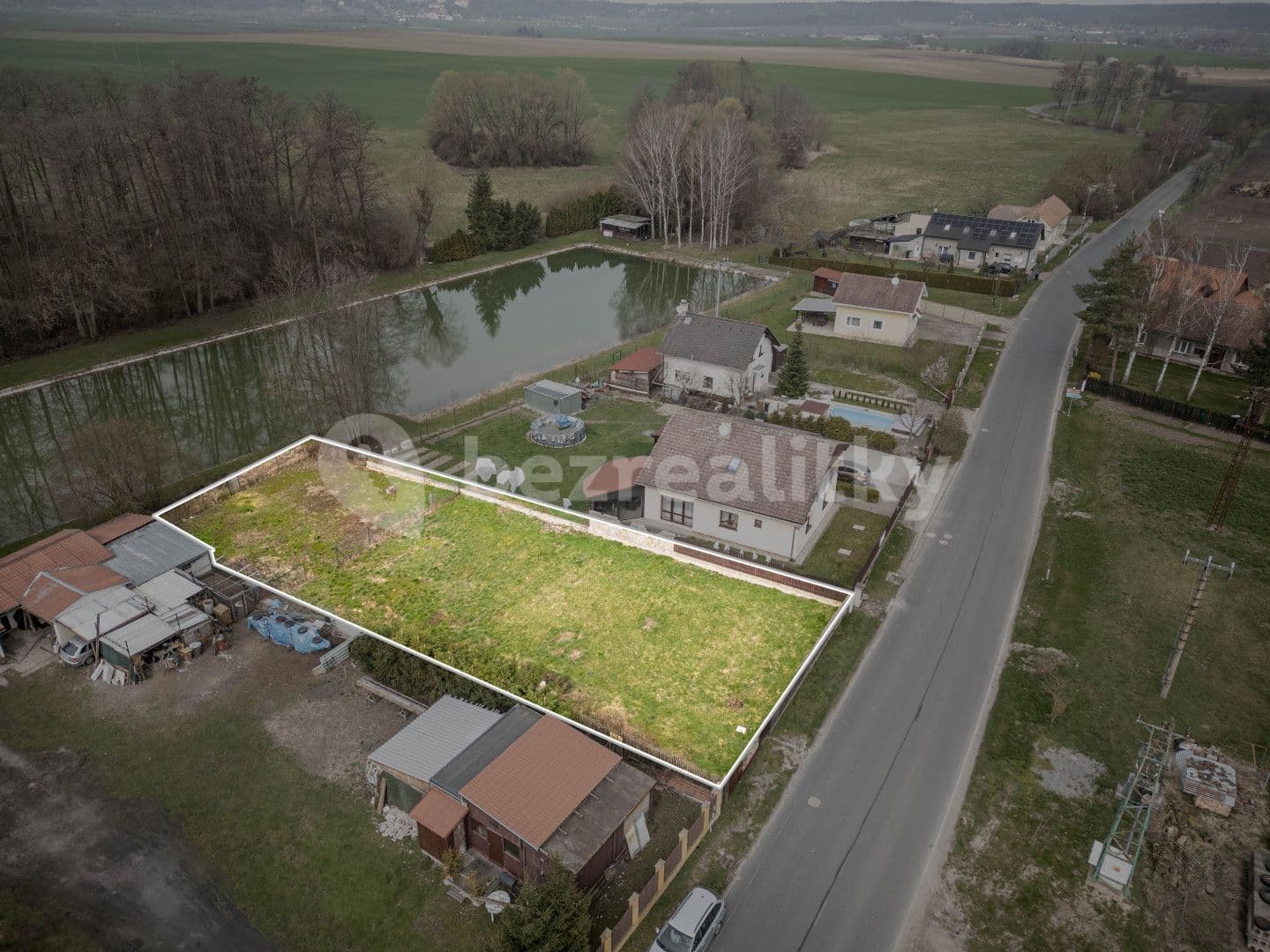 plot for sale, 852 m², Jíkev, Středočeský Region
