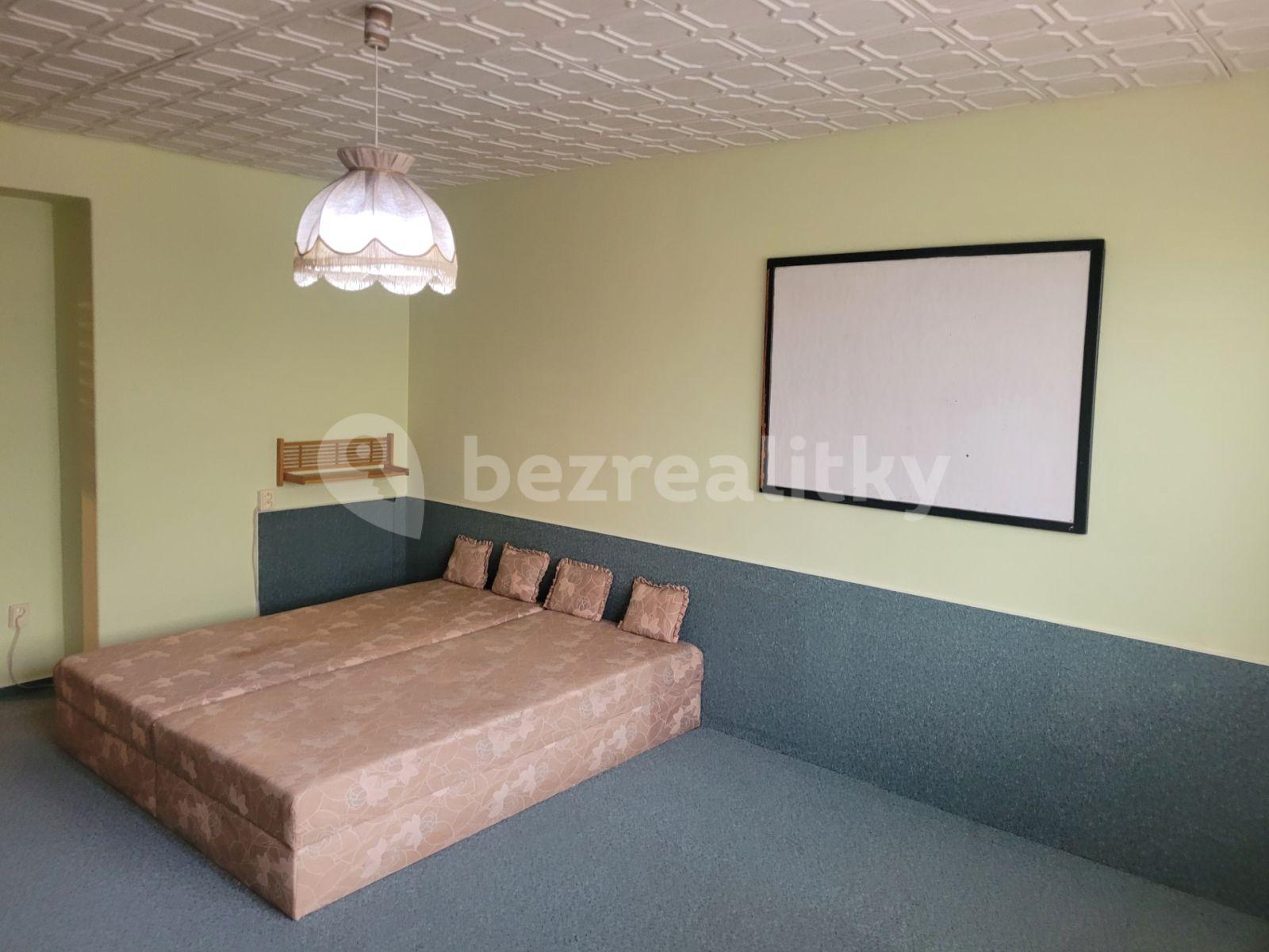 3 bedroom flat for sale, 88 m², Tyršova, Dobrovice, Středočeský Region