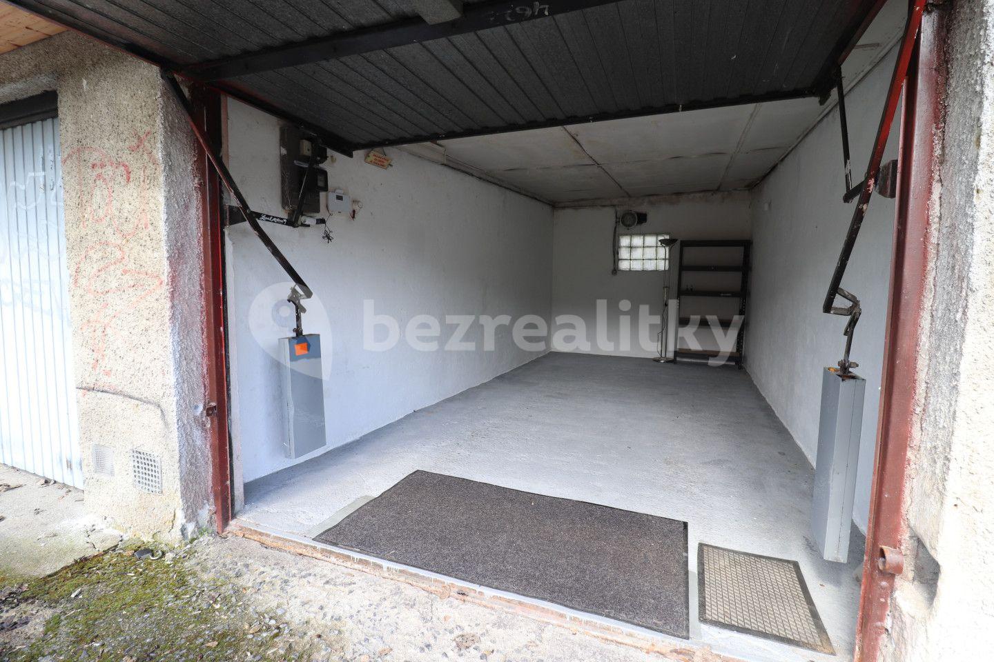 garage for sale, 21 m², Karlovy Vary, Karlovarský Region