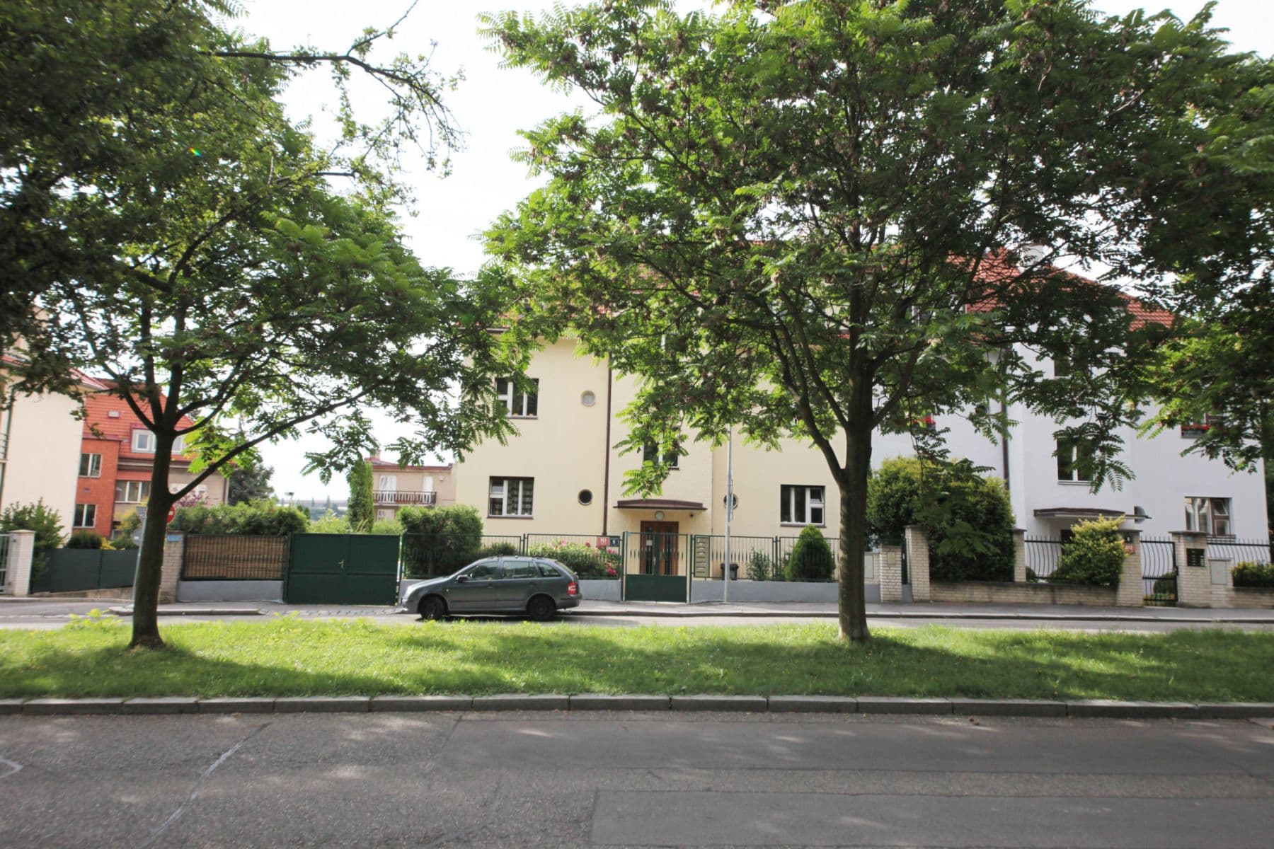 flat to rent, 87 m², náměstí Před Bateriemi, Prague, Prague