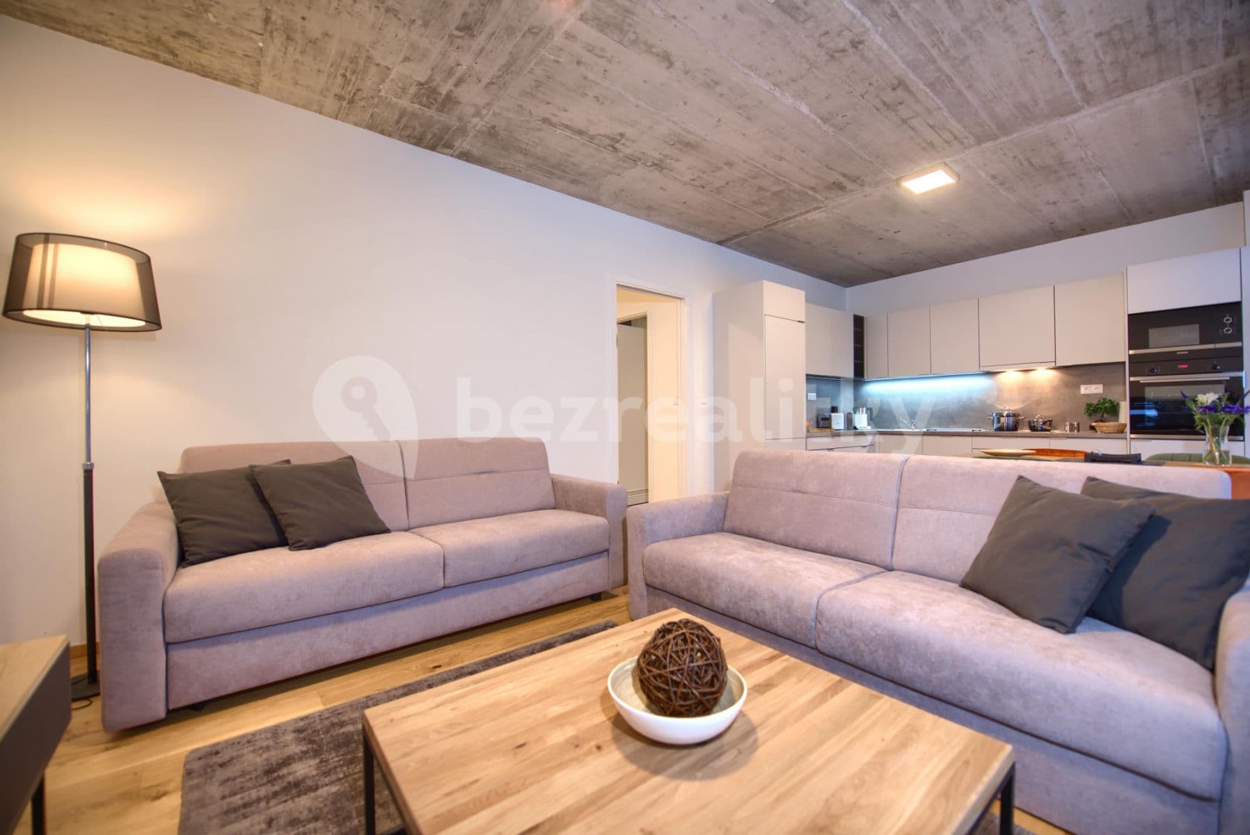 flat to rent, 90 m², Soukenická, Prague, Prague